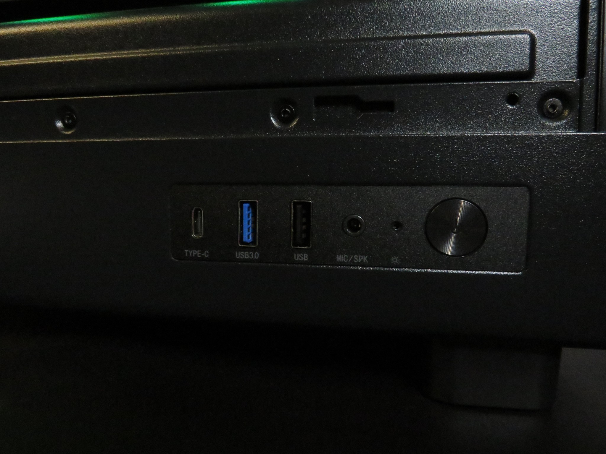 Entry level 1440p GAMER! RTX 2080 Super - Ryzen 5 5500 - 16 GB DDR4 - 1 TB SSD