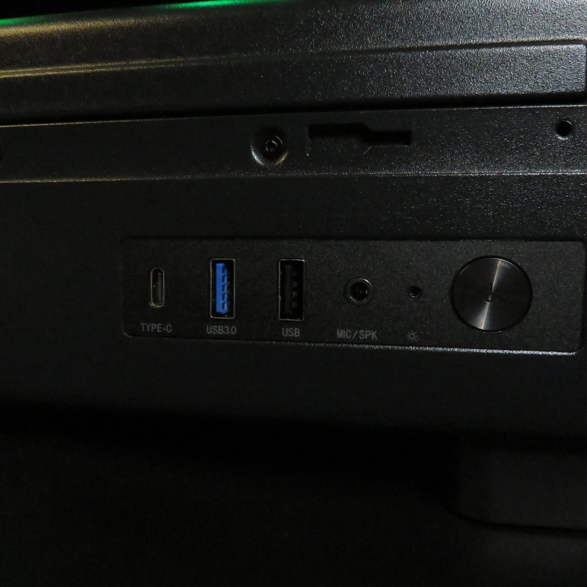 Entry level 1440p GAMER! RTX 2080 Super - Ryzen 5 5500 - 16 GB DDR4 - 1 TB SSD