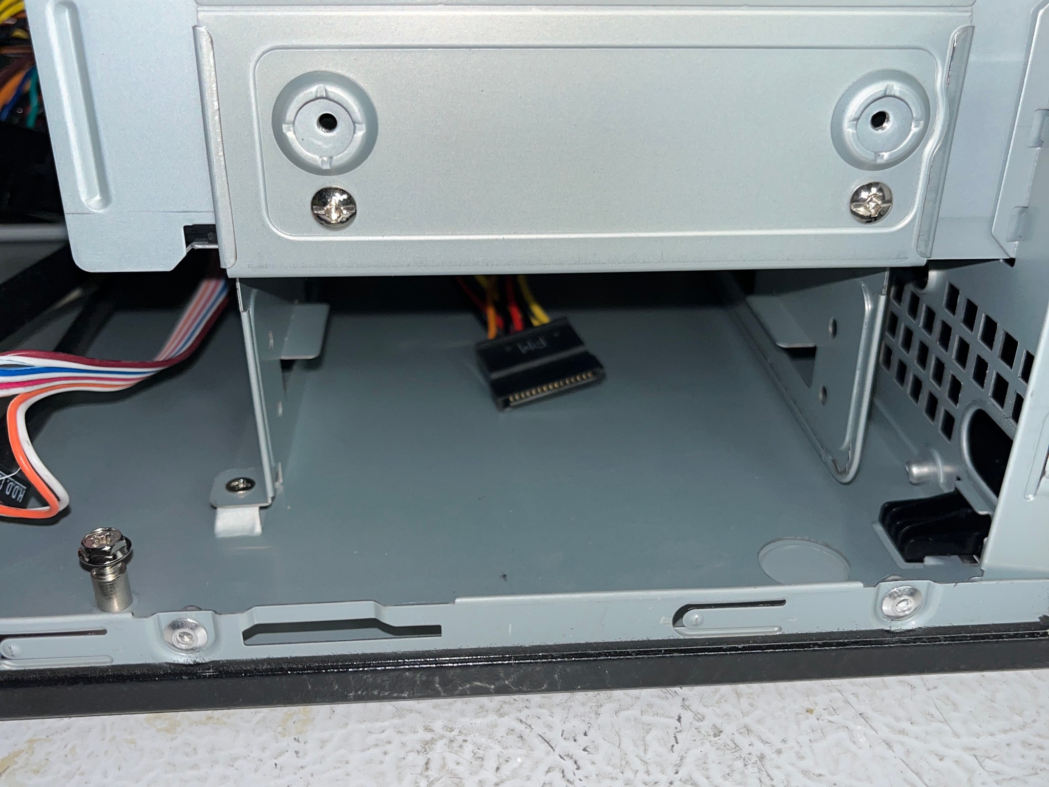 In-Win BP655 Mini-ITX Case w/ 300w PSU & DVD/CD Rewritable Drive Pre installed BP655.FH300TB3