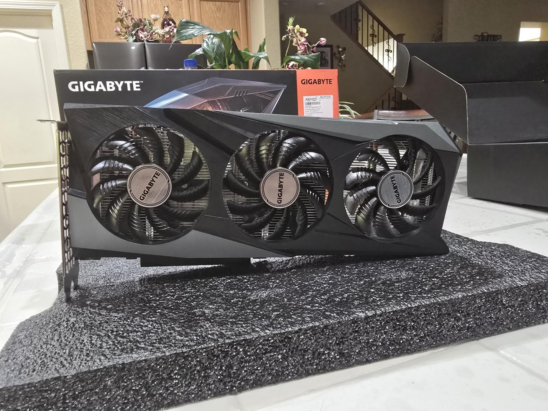 Gigabyte Geforce RTX 3050 8gb Used