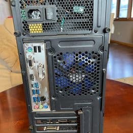 Great Condition Custom PC with EVGA SuperClocked black edition 1070