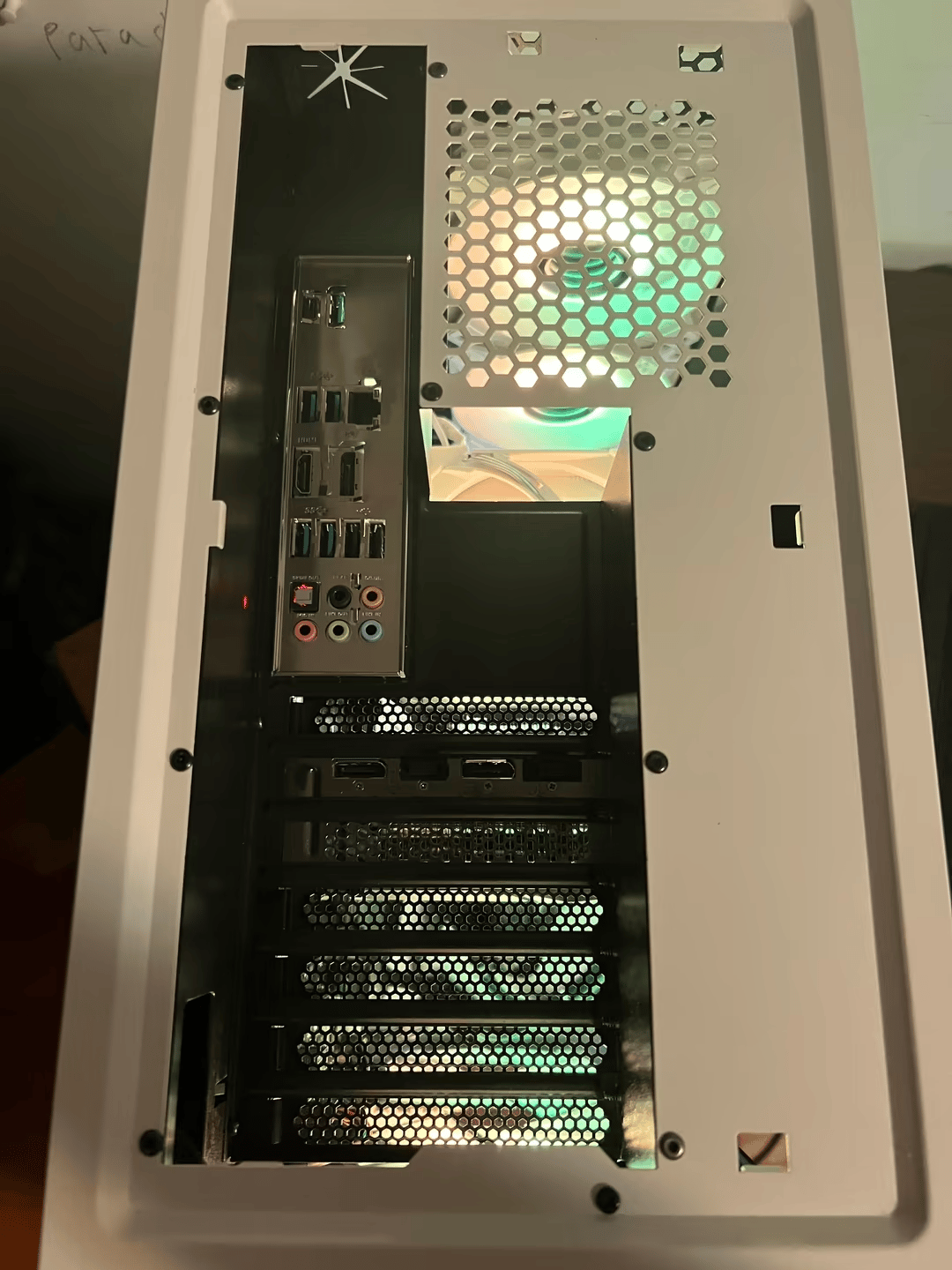 "Panda" / Ryzen 7 3800xt, Rx 6700xt gaming pc