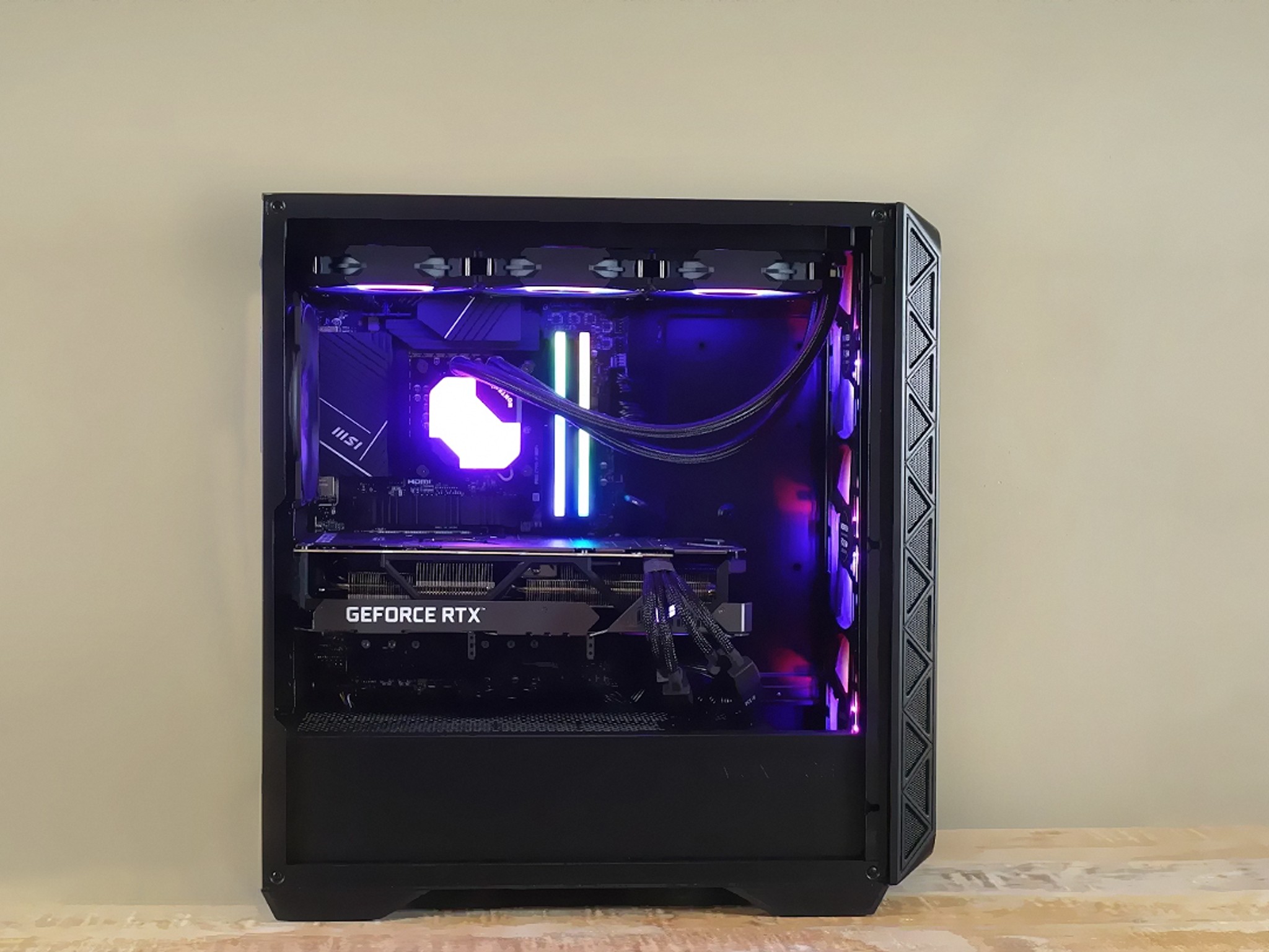 I9 14900k 4090 GAMING PC 64GB RAM 4tb ssd