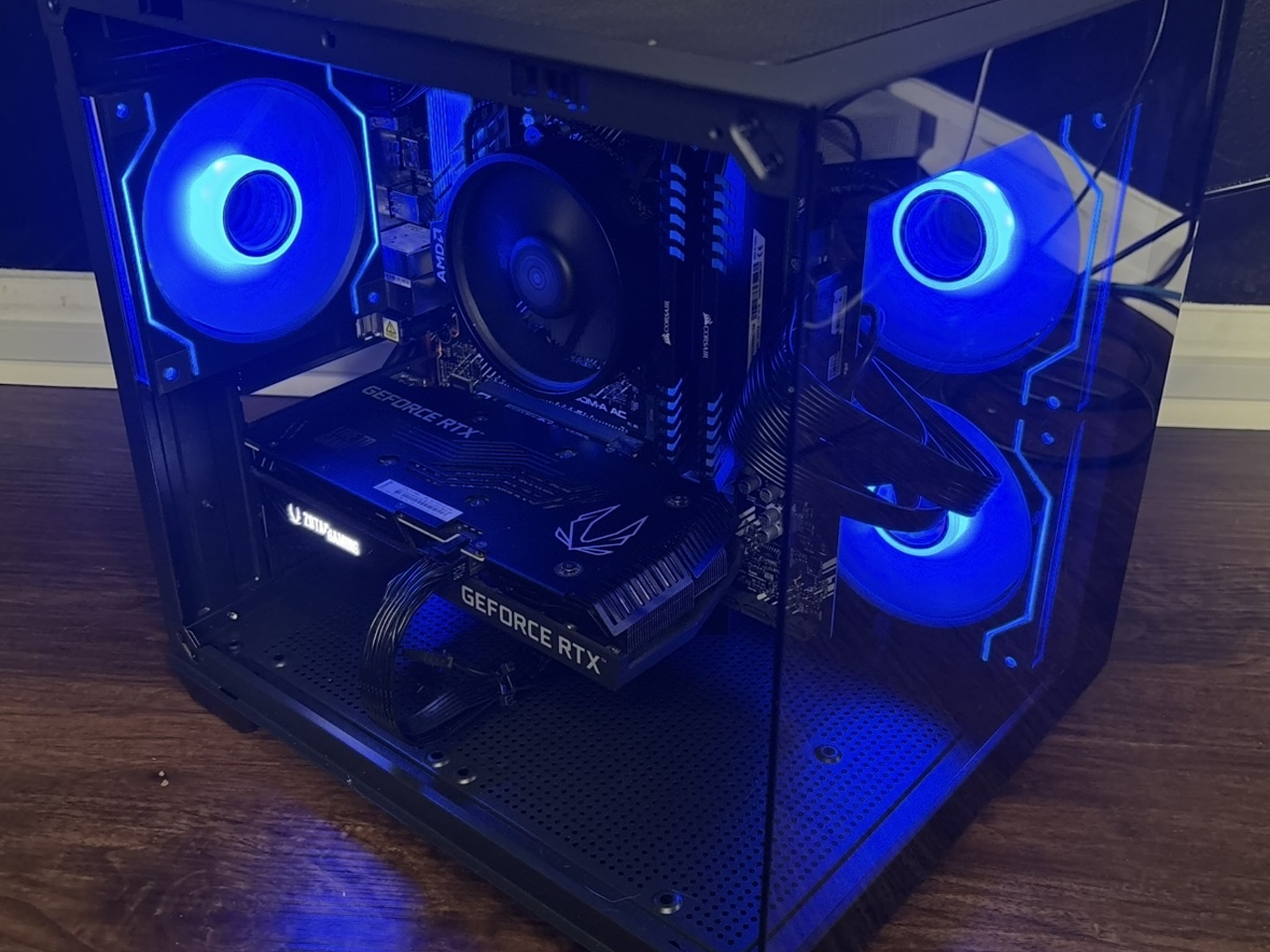 Black Gaming PC (RTX 3060 Ti 8GB + AMD Ryzen 5 5500 + 16GB DDR4 + SSD)