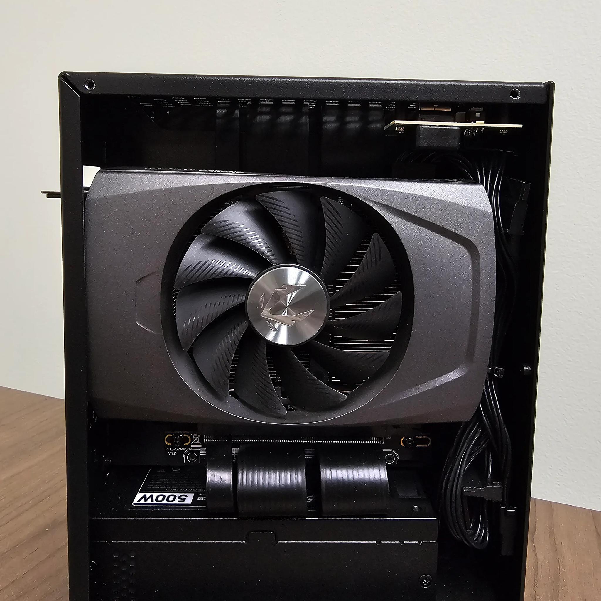 Mini-ITX SFF Backpack Gaming PC