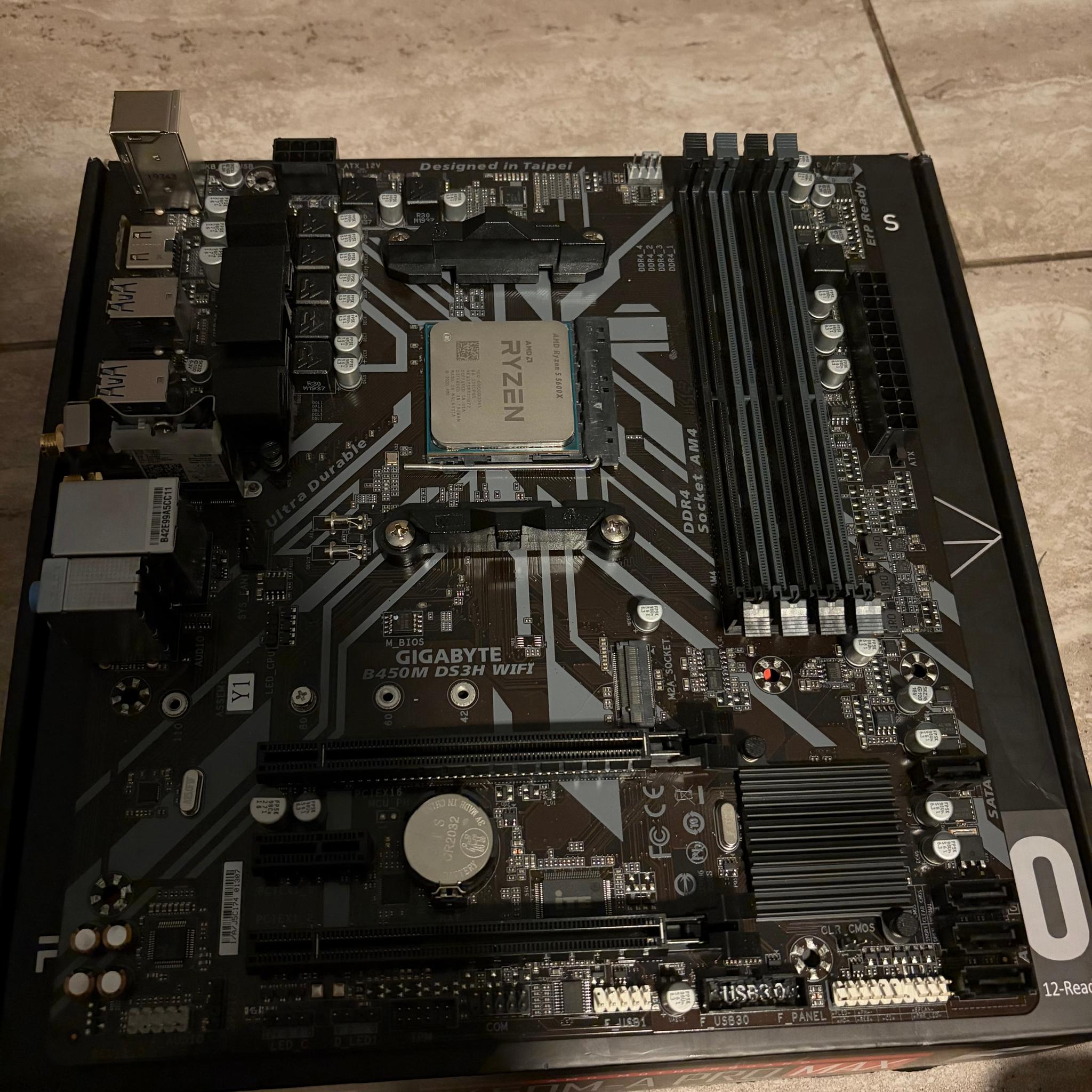 READ DESCRIPTION | RYZEN 5 5600X | Gigabyte B450M DS3H Wi-fi