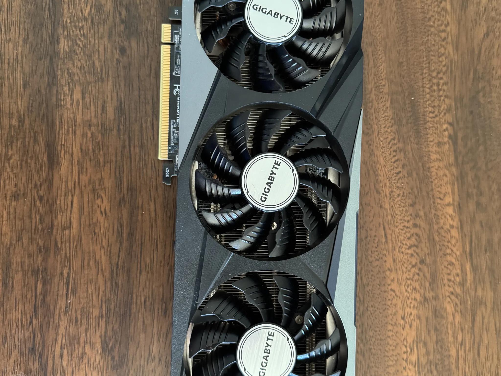 Gigabyte GAMING OC GeForce RTX 3070 8 GB Video Card