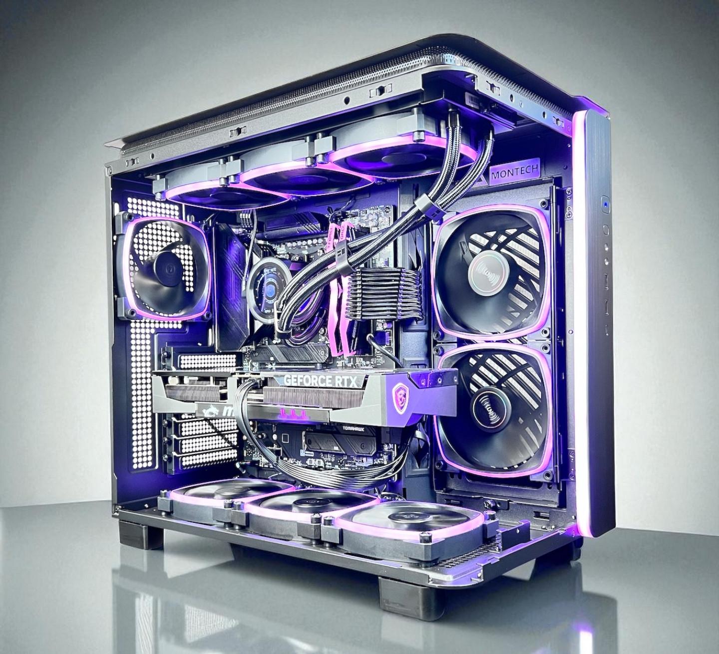AMD Ryzen 7 7800X3D/RTX 5070 Ti 32GB DDR5 RAM 2TB M.2 Win 11 Pro