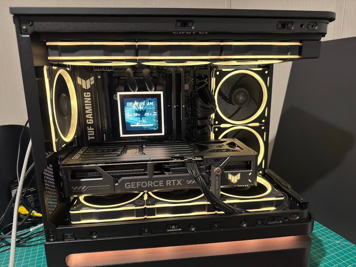 Used in Demo - Well Tested, Works Perfectly: Lian Li Hydroshift II LCD-S 360N