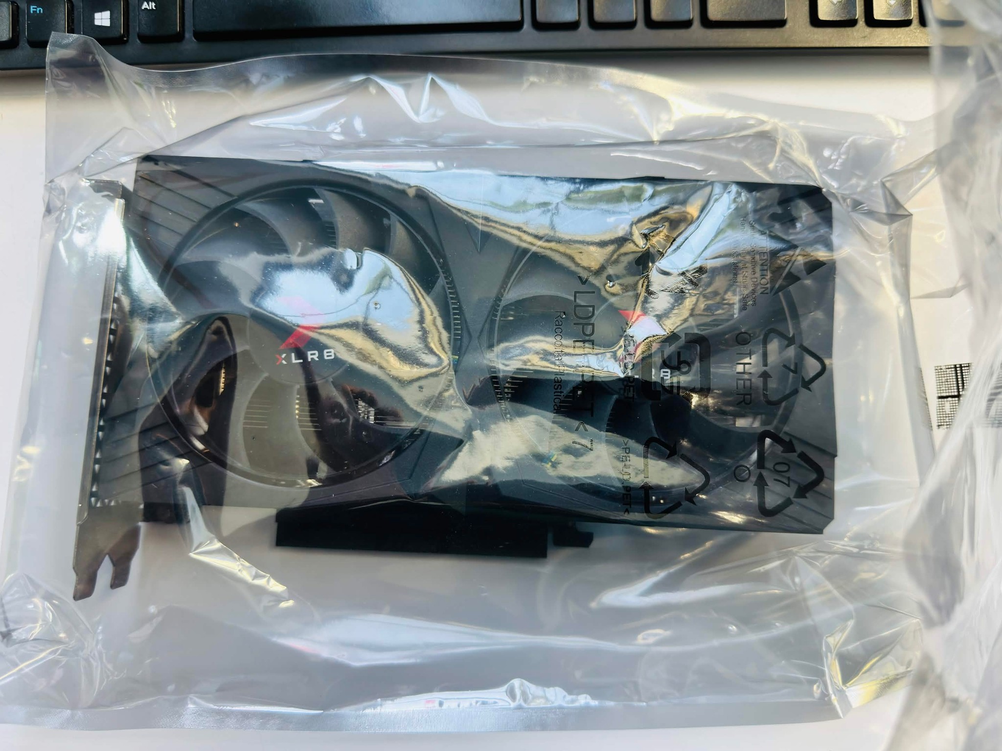 PNY XLR8 Gaming Geforce RTX 4060 OC 8GB GDDR6 PCIe 4.0