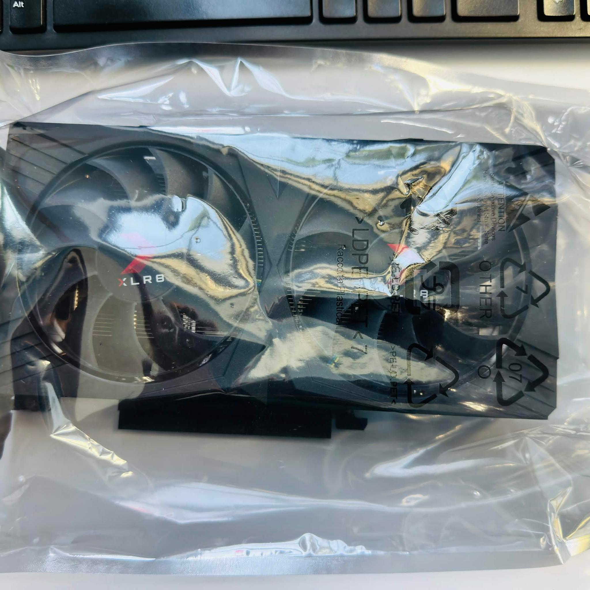PNY XLR8 Gaming Geforce RTX 4060 OC 8GB GDDR6 PCIe 4.0