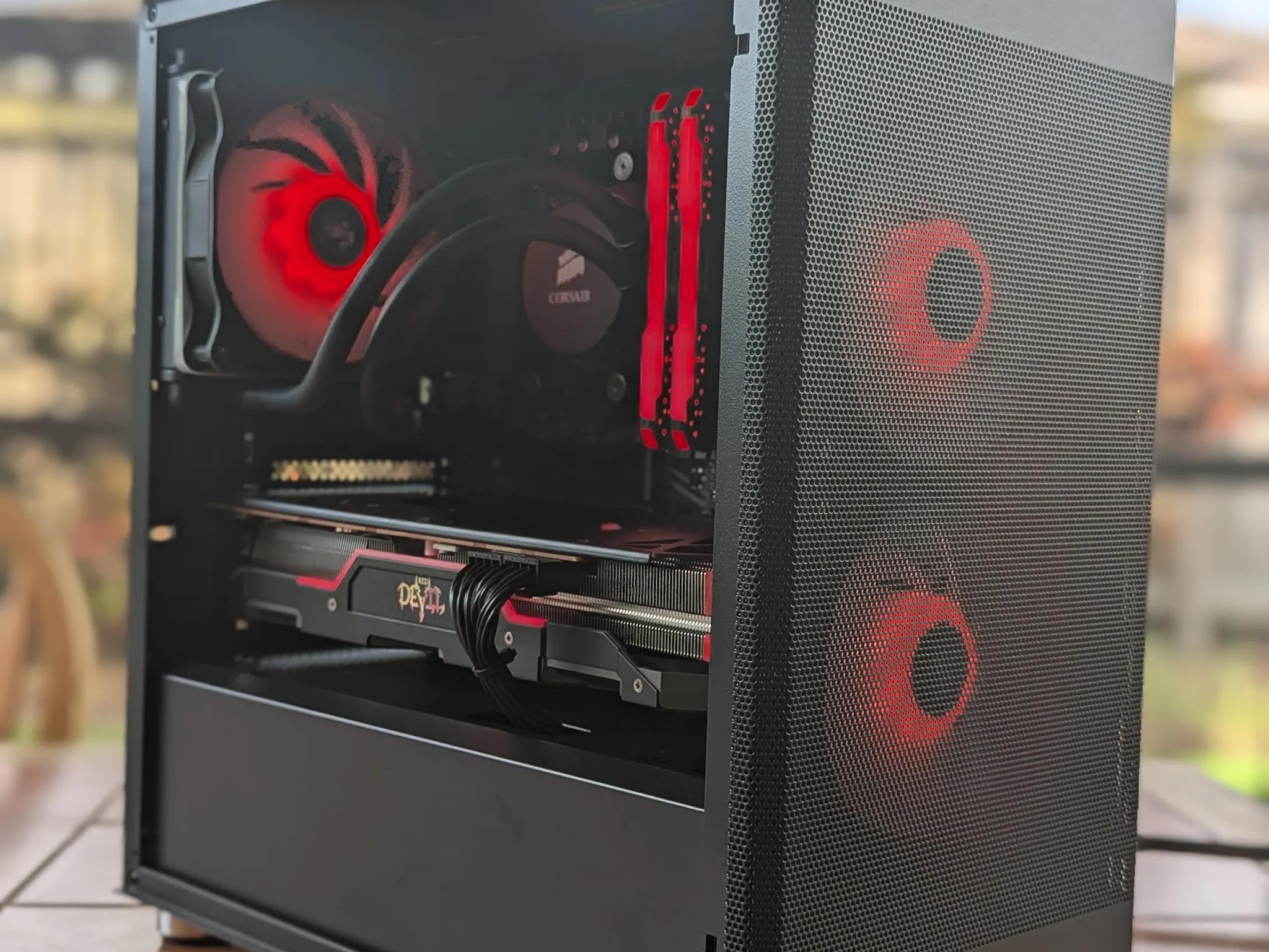 Hellion - RX 5700 XT R5 3600 16GB RAM 1TB NVMe