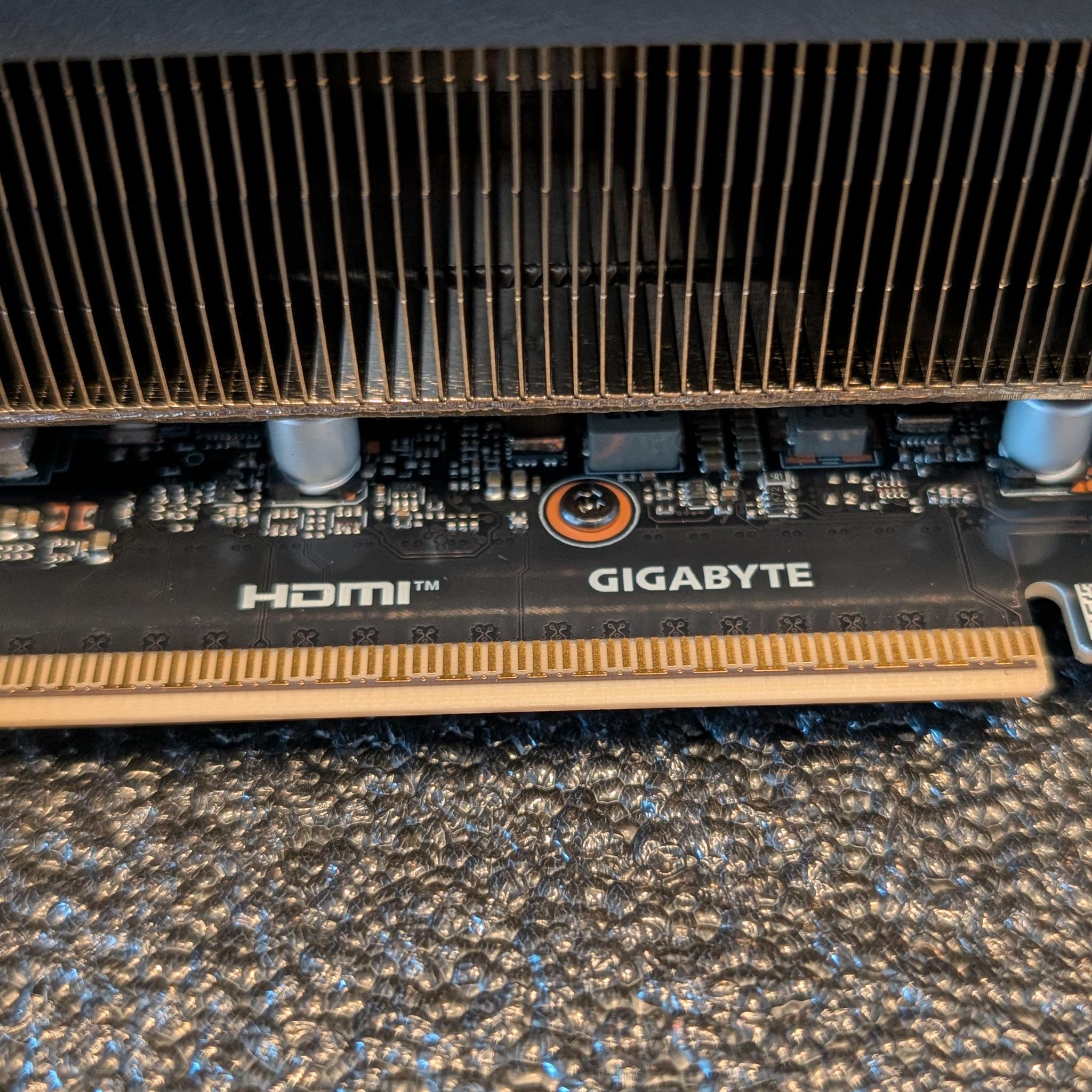 GIGABYTE GeForce RTX 5090 GAMING OC 32G