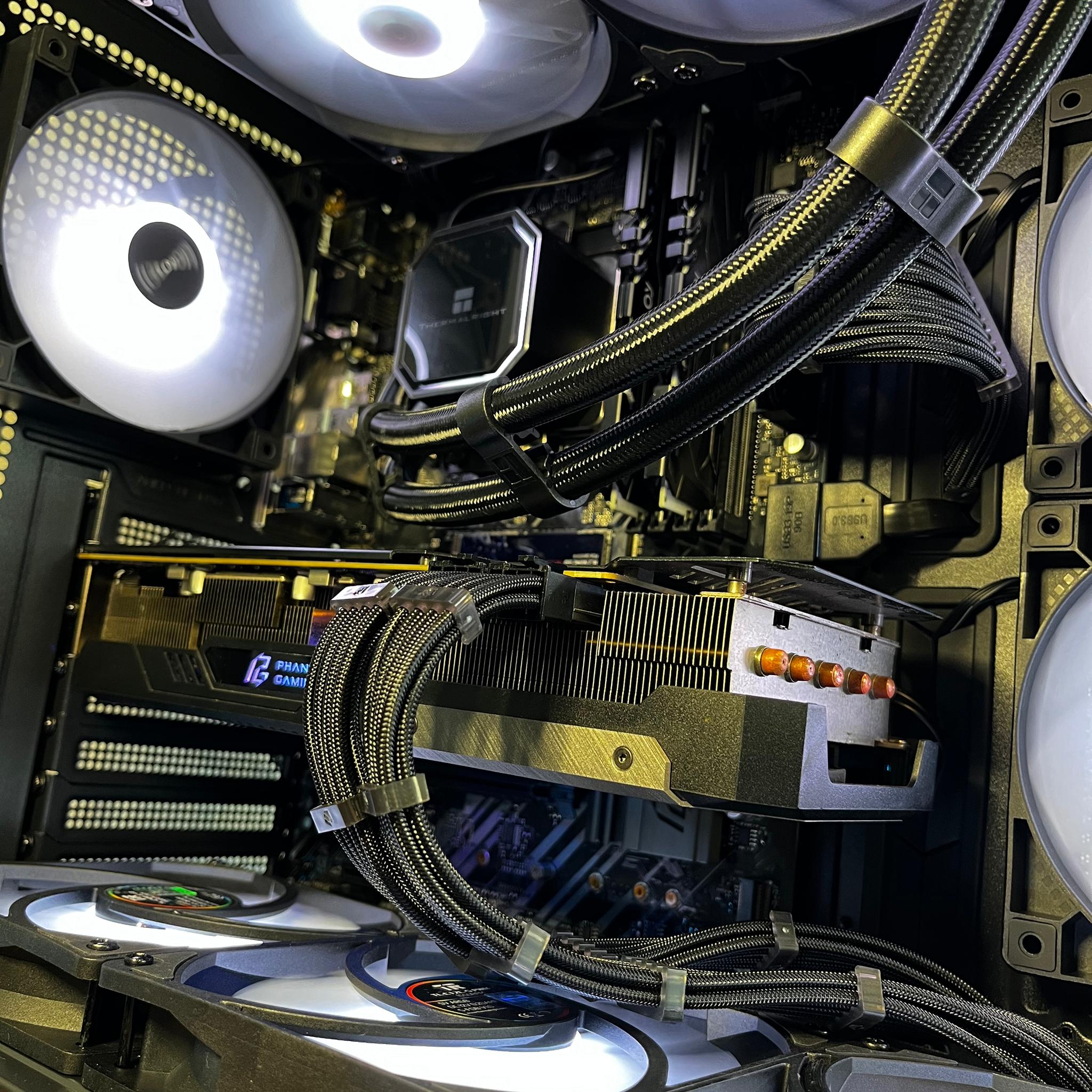 Black Gaming PC(RX 5700xt+ i5 8400)