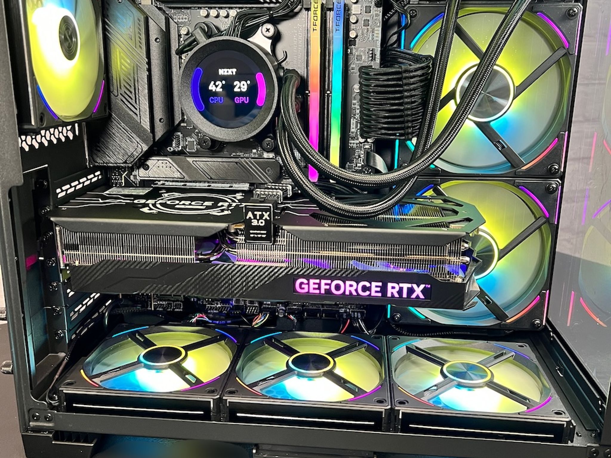 The Classic | Ryzen 7 7800X3D RTX 4070 TI 32GB DDR5 1TB M.2 Wifi 6E WIN 11 Pro Gaming PC
