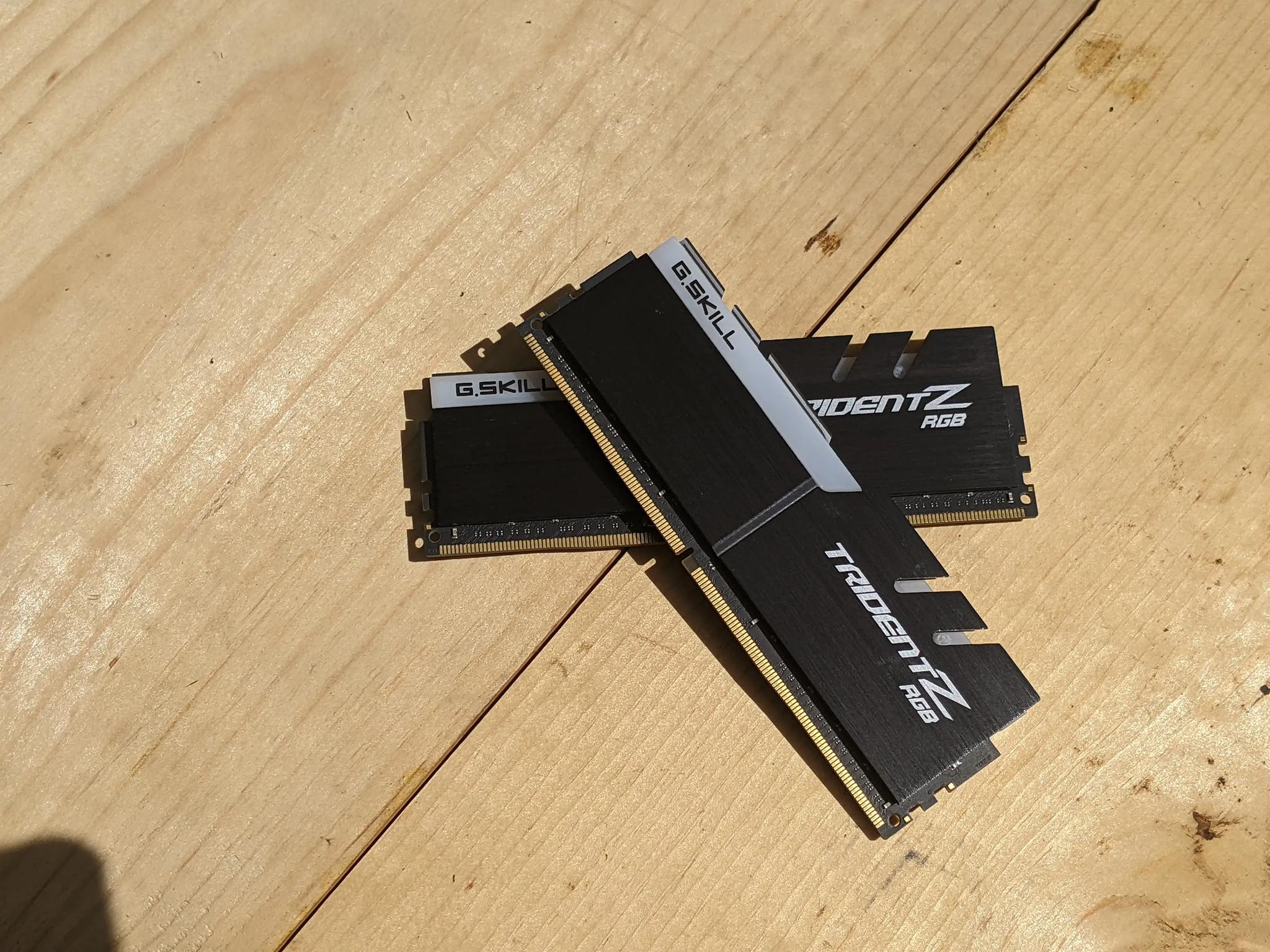 G.Skill Trident Z RGB 32 GB (2 x 16 GB) DDR4-3600 CL16 Memory