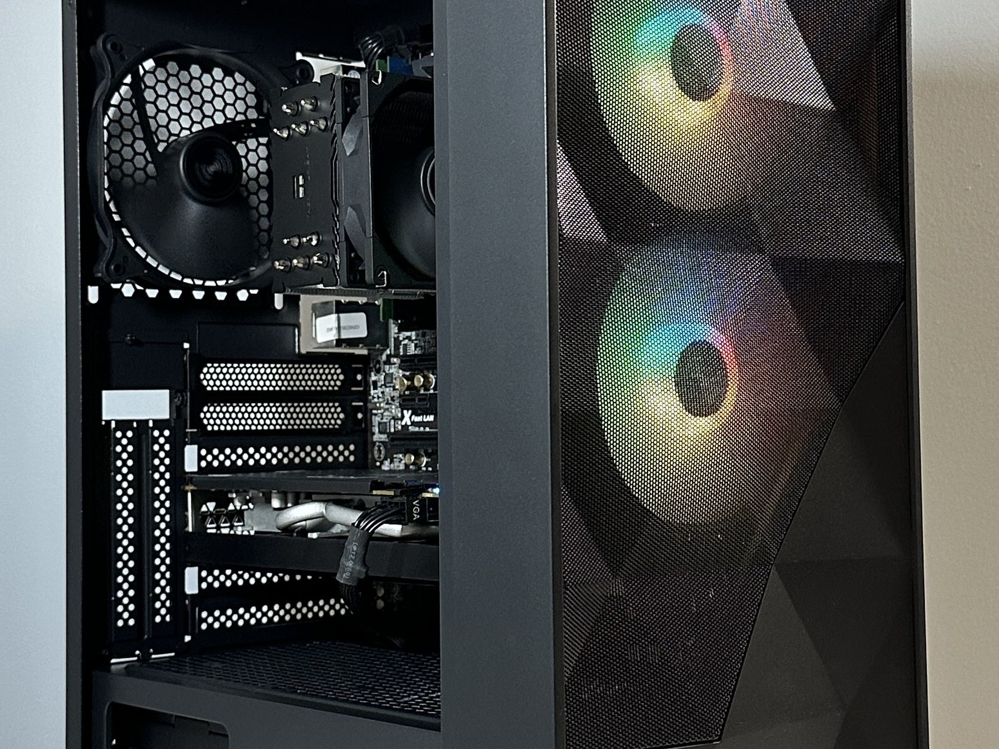 RX 580 8GB | INTEL i7-3820 | 16GB RAM | 480GB SSD | Custom RGB Gaming PC WIFI WIN10