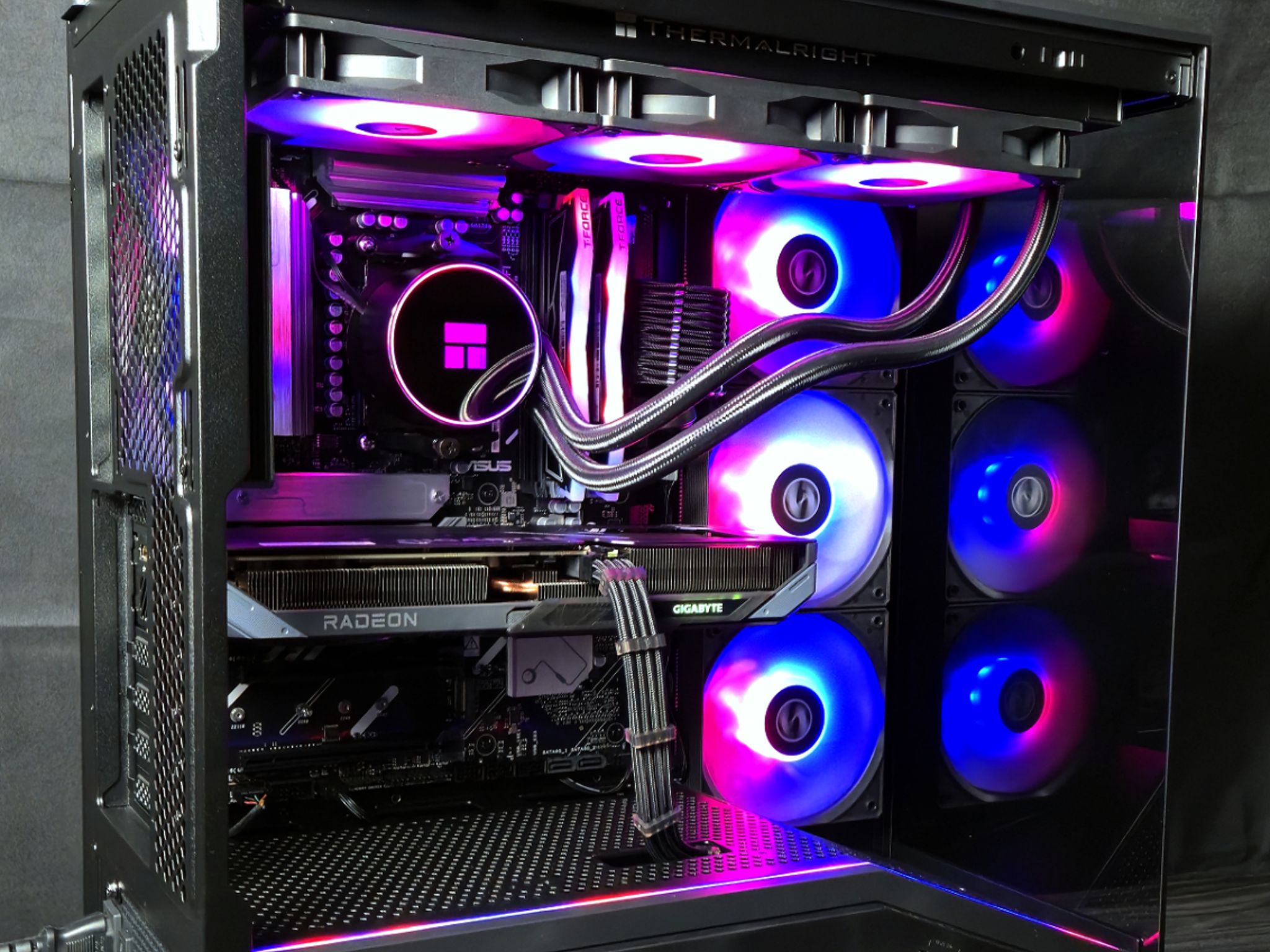 1440p Gaming PC - RX 9060 XT 16GB - Ryzen 7600X - 32GB DDR5 6000MHz CL30 - Gen4 NVMe - Custom