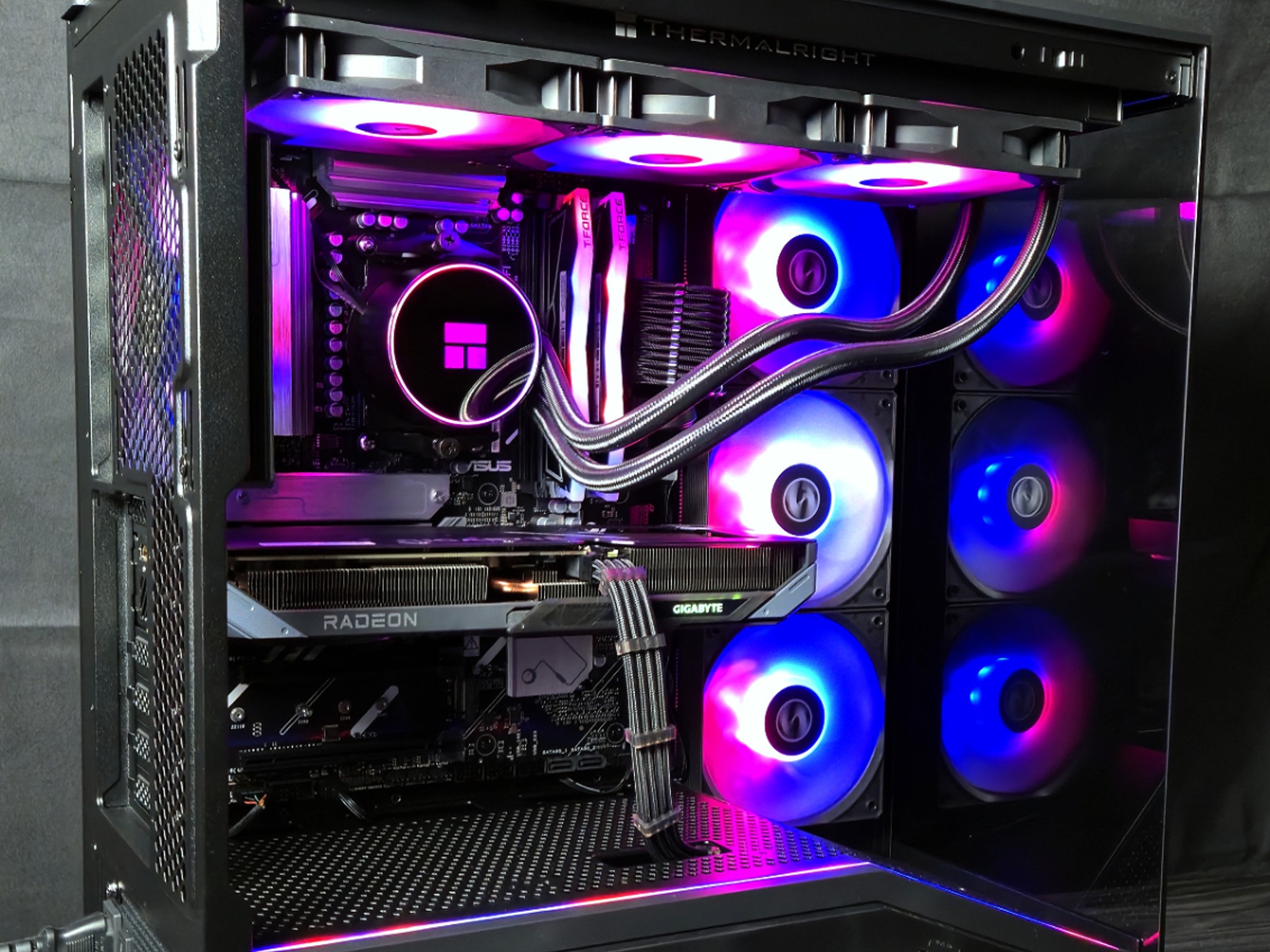 1440p Gaming PC - RX 9060 XT 16GB - Ryzen 7600X - 32GB DDR5 6000MHz CL30 - Gen4 NVMe - Custom