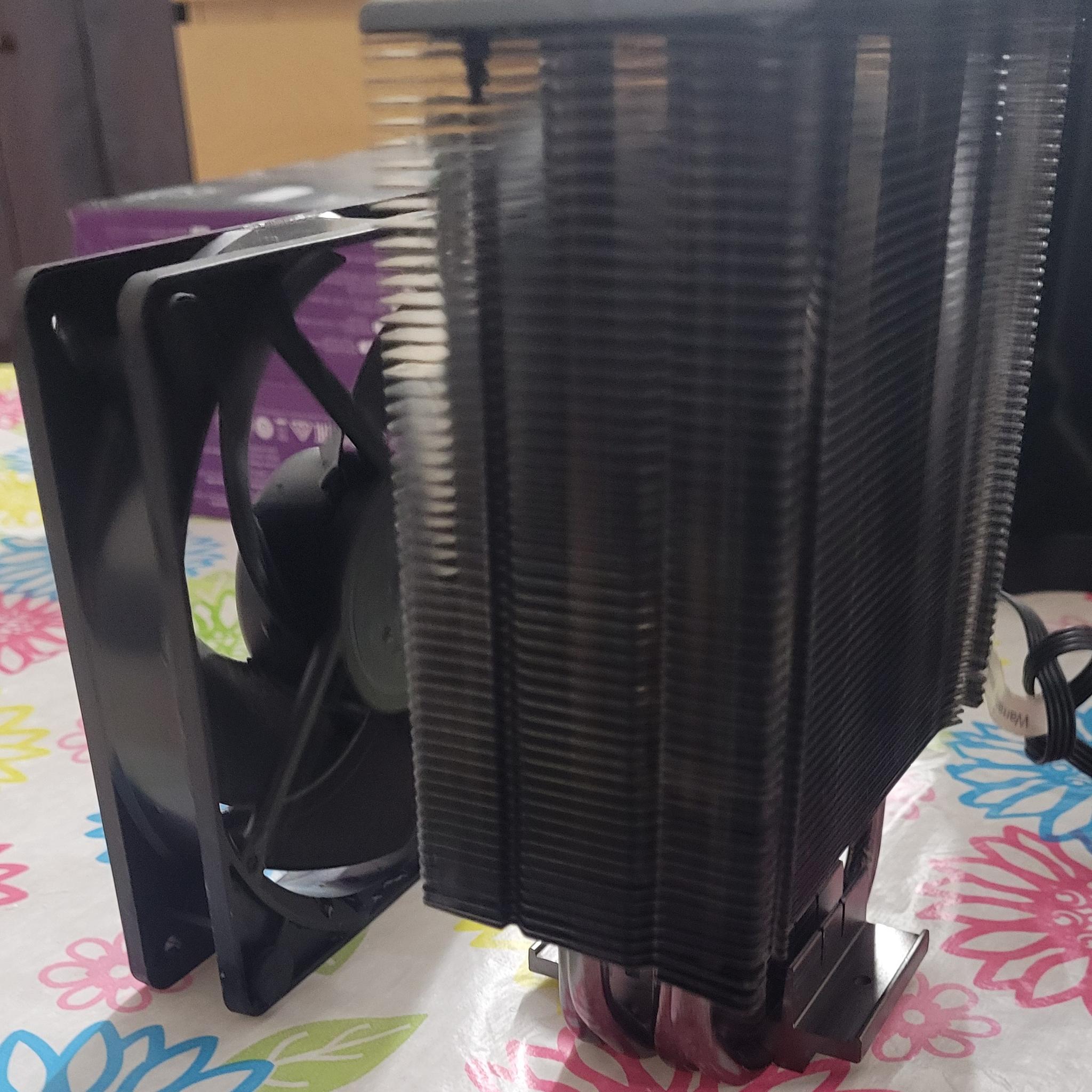 Cooler Master Hyper 212 Black CPU Air Cooler