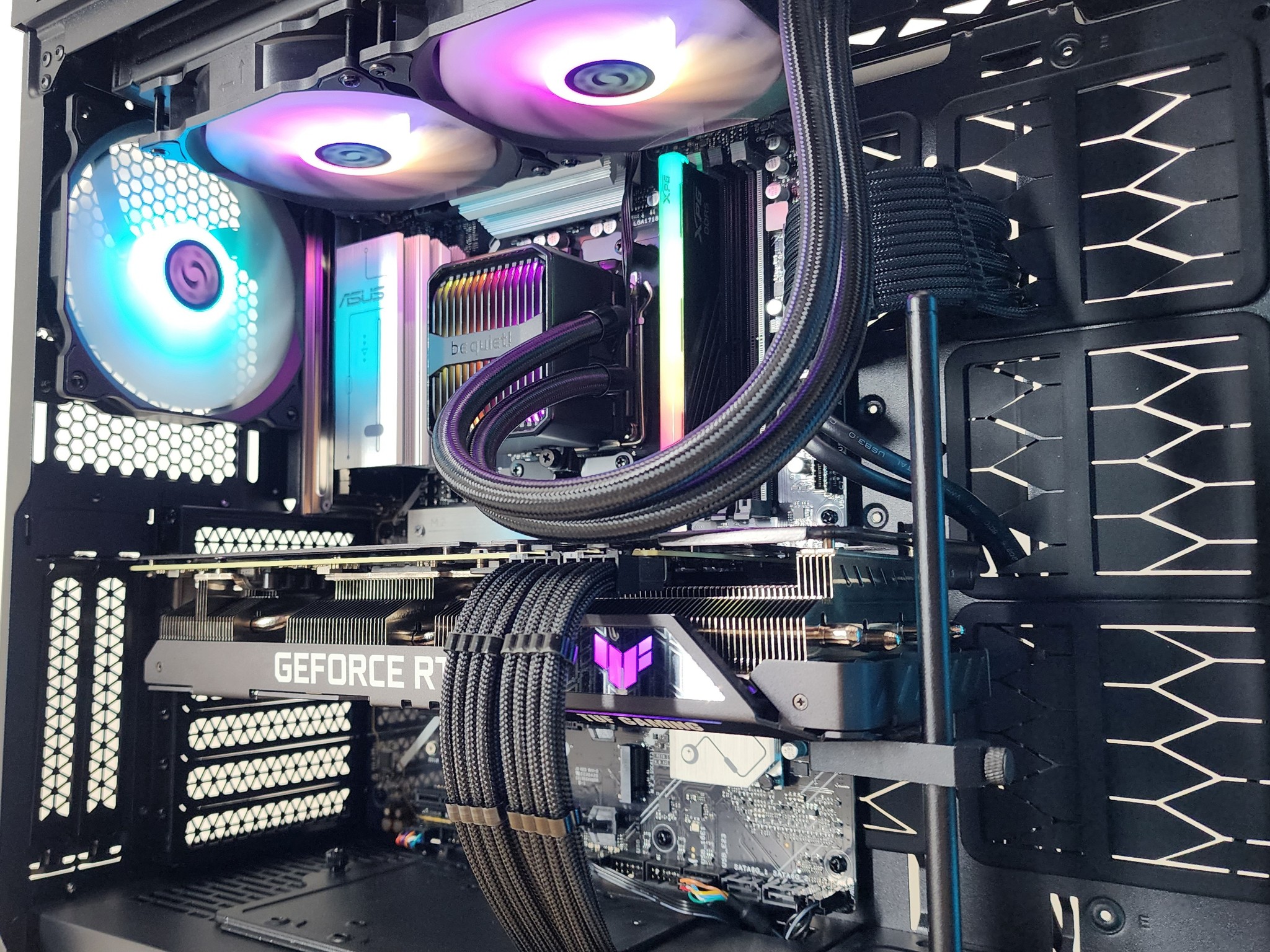 Gaming PC Ryzen 7 7700X 16GB RAM 1TB SSD RTX 3070 8GB Windows 11 Computer