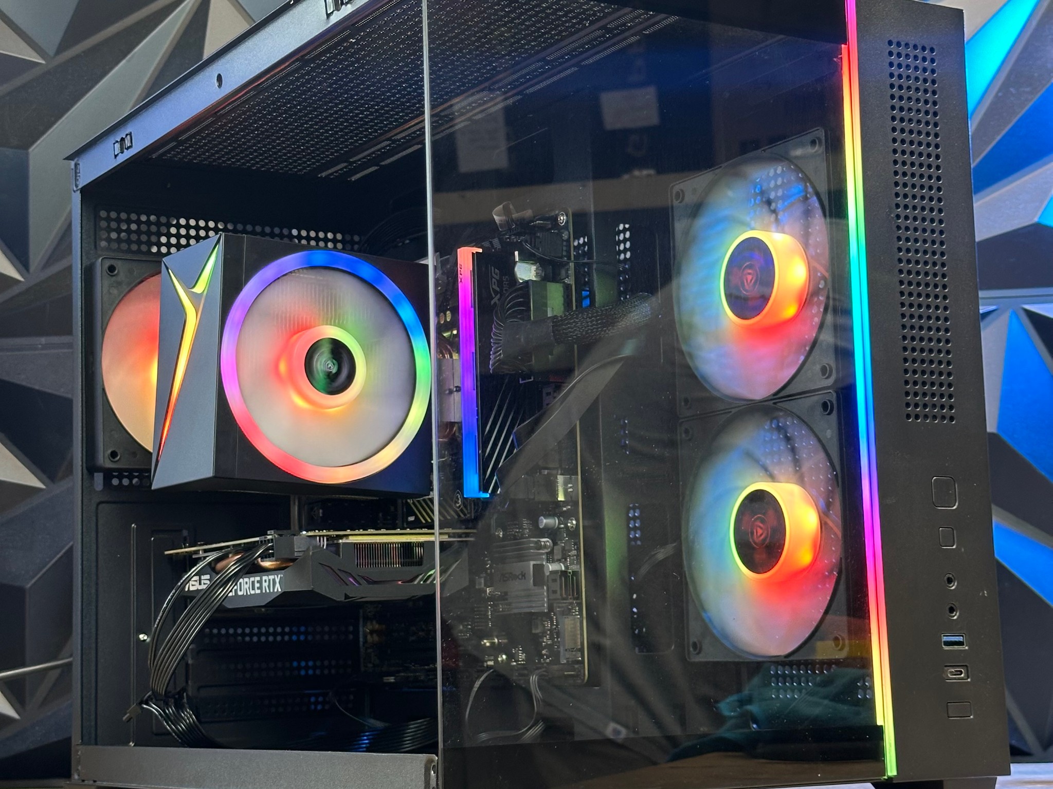 Nvidia RTX 5060 8GB | Intel i5 14400f | 16GB DDR5 | 1TB NVME