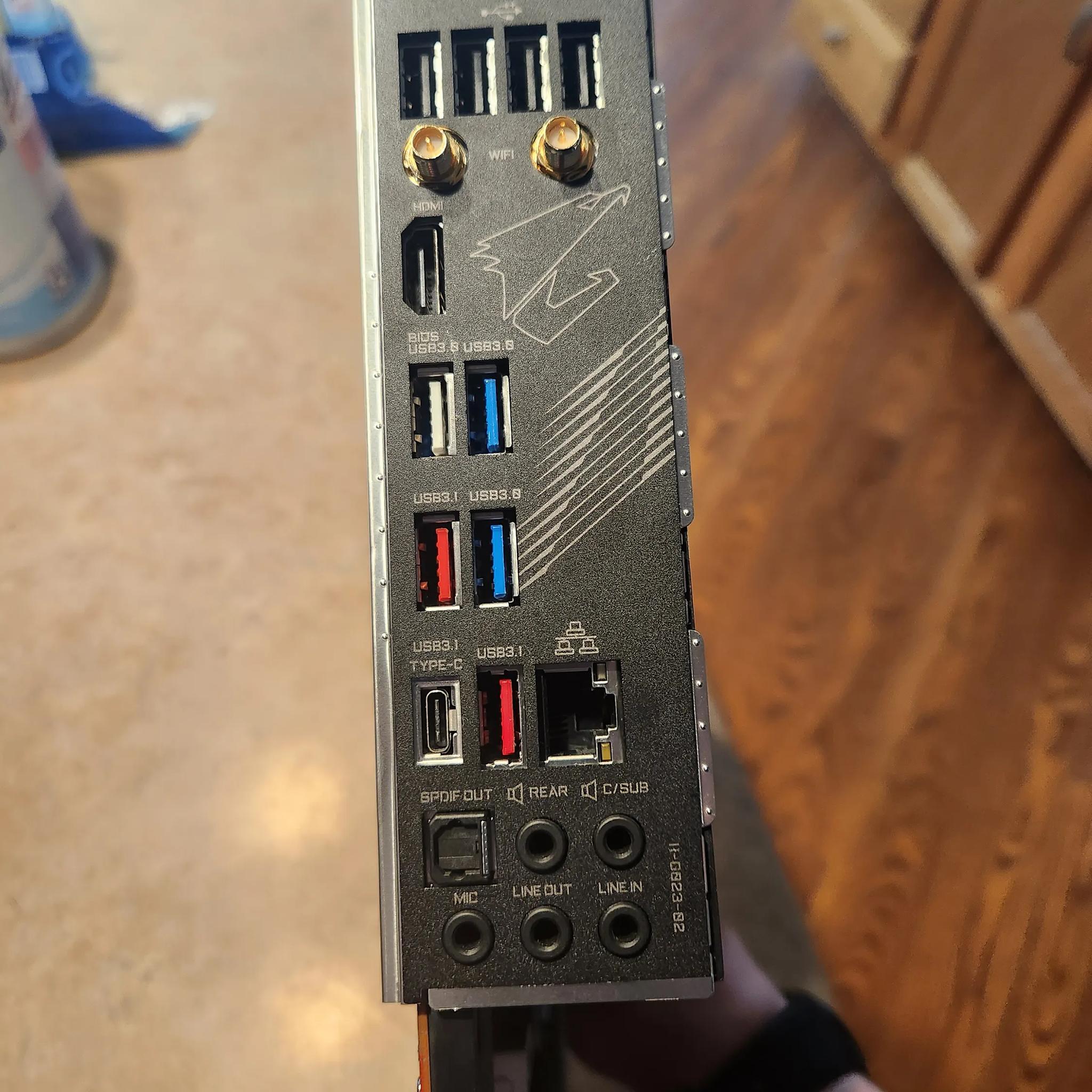 Gigabyte aorus pro wifi motherboard. (DOES NOT INCLUDE CPU OR RAM)