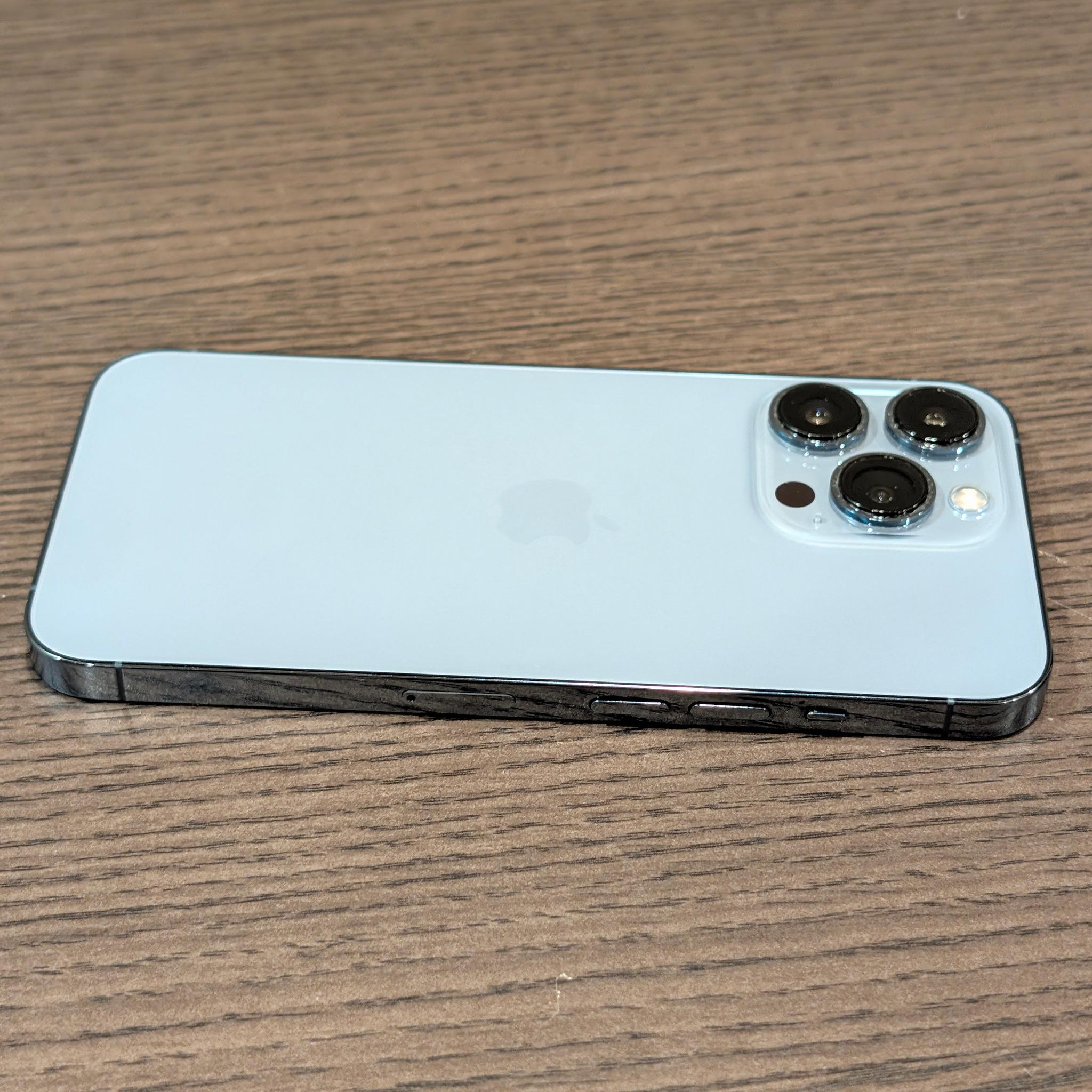 Apple iPhone 13 Pro - 128GB - Sierra Blue - Unlocked - Good Condition