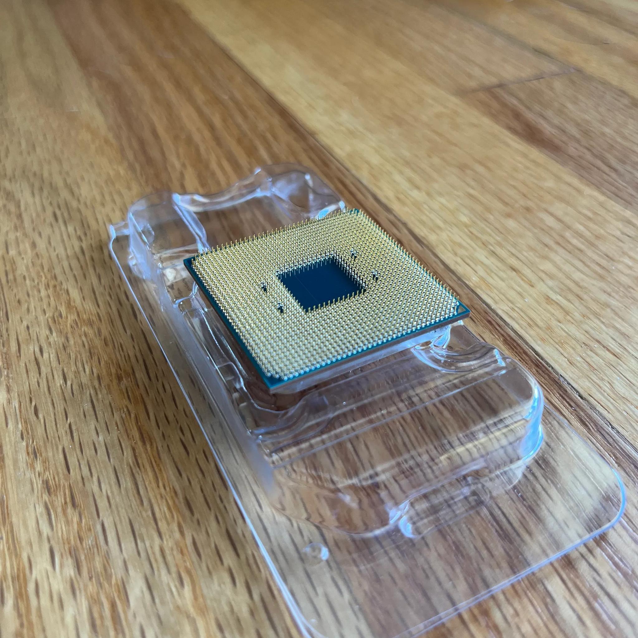 AMD Ryzen 7 3700X with Wraith Prism Cooler