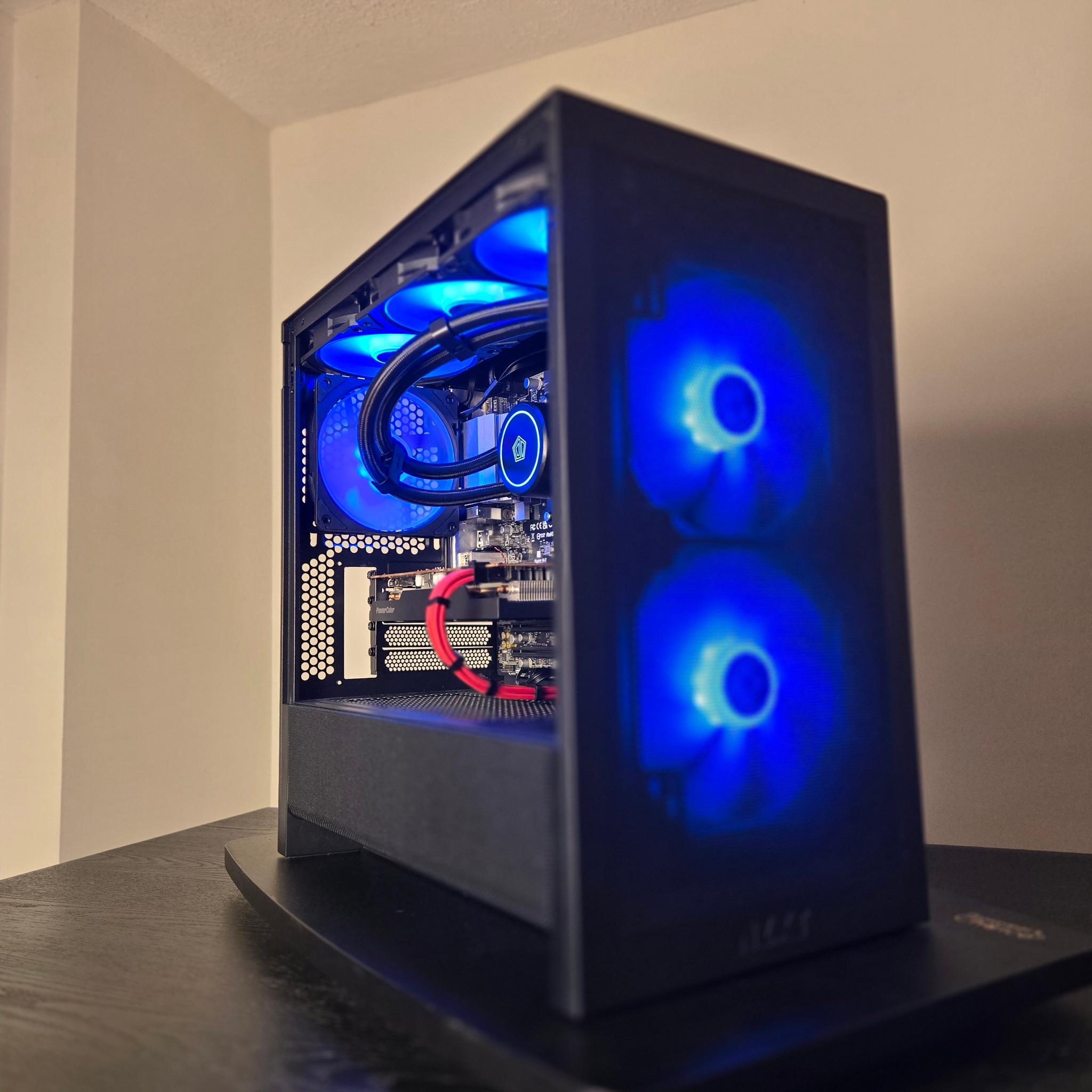 RX 6650 XT | Ryzen 5 5600 | 16gb DDR4 | 1tb Storage👏🏽