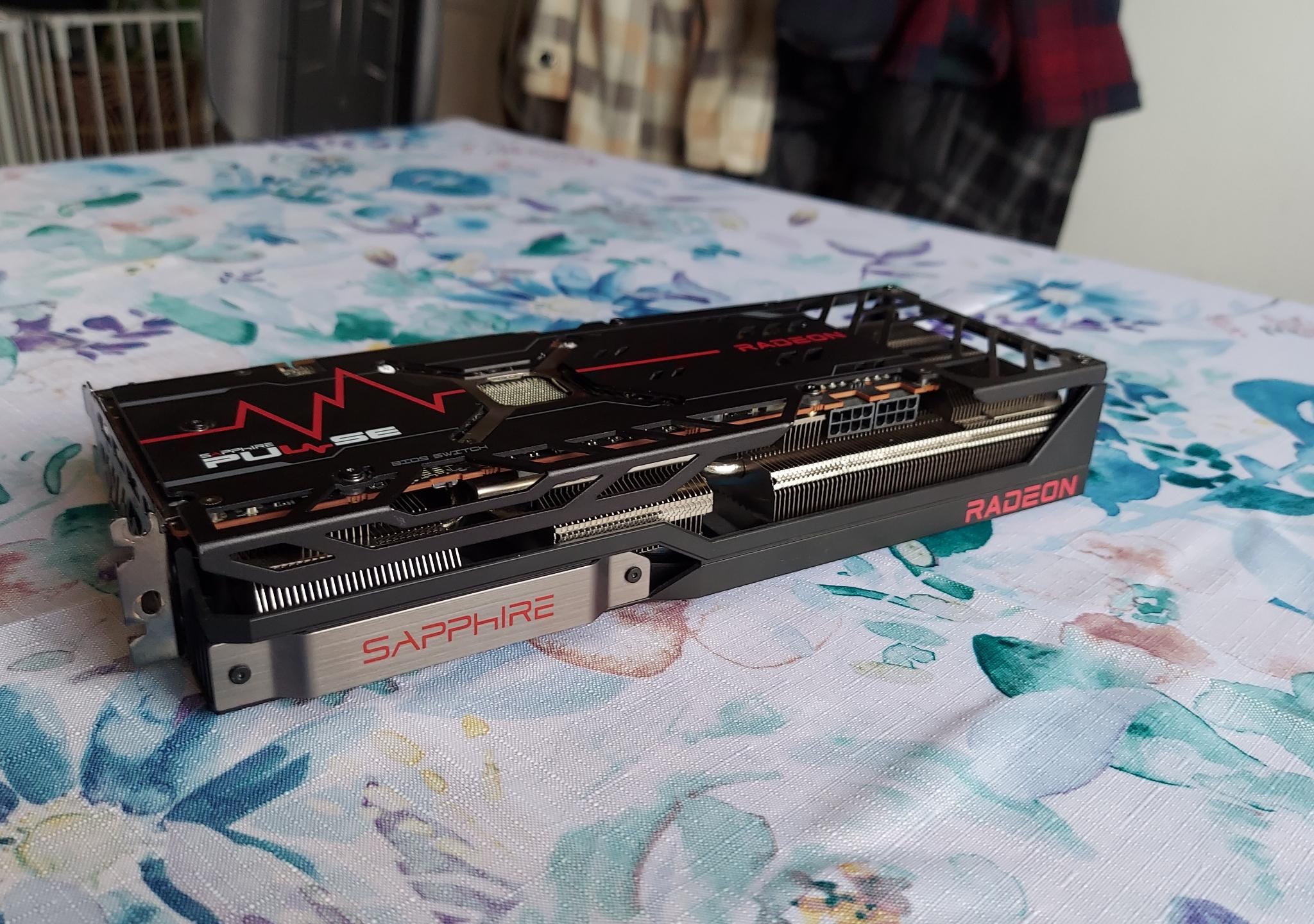 Sapphire PULSE Radeon RX 6800 16 GB