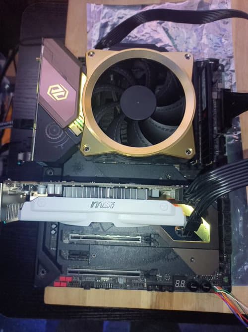 ASROCK Z490 TaiChi  Combo/ I5 10600k, 2tb m.2, 32gb 3600mhz Cl 18 ram.
