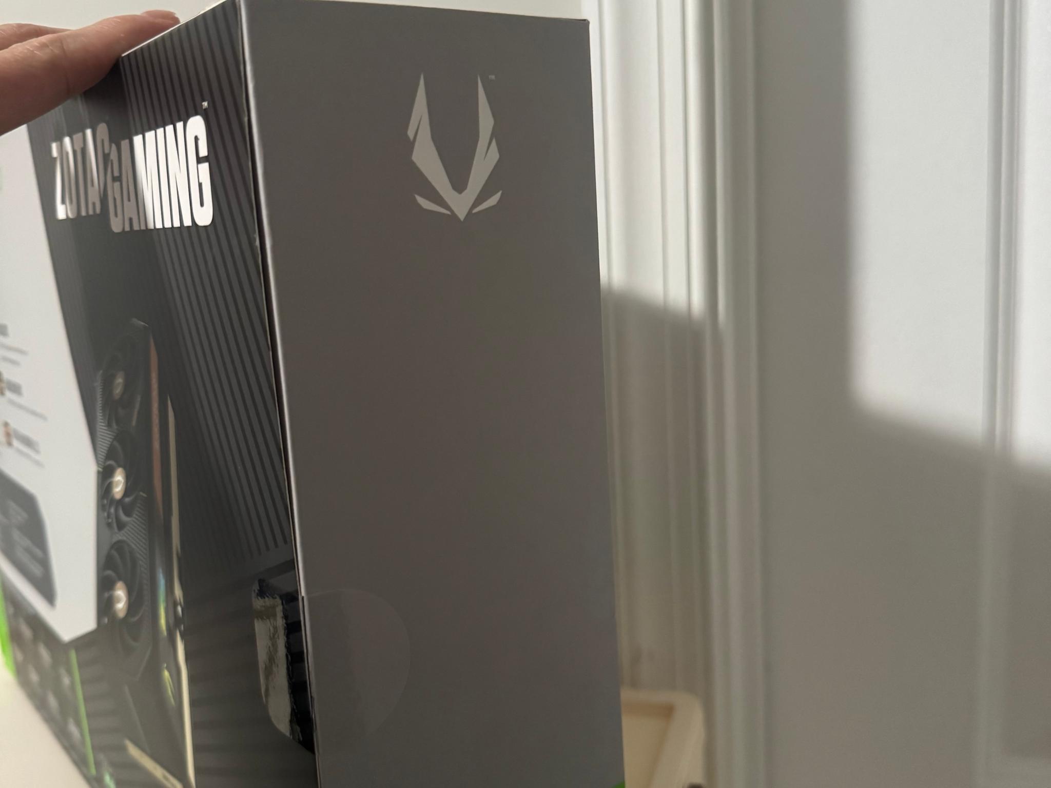 ZOTAC GAMING GeForce RTX 5090 SOLID OC - Image 2