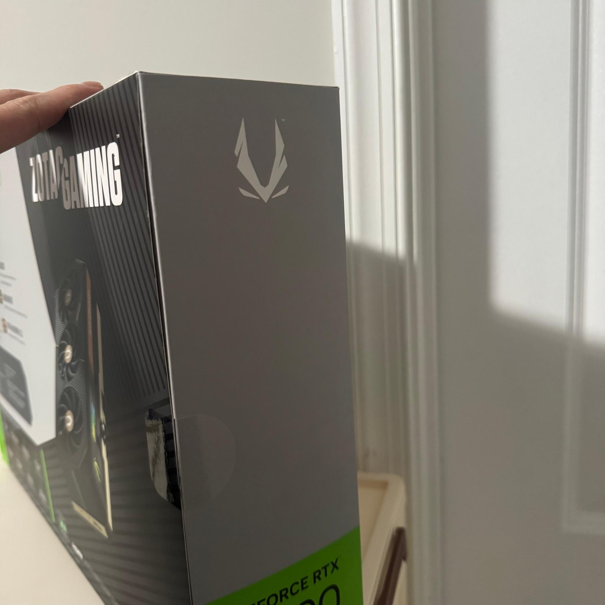 ZOTAC GAMING GeForce RTX 5090 SOLID OC