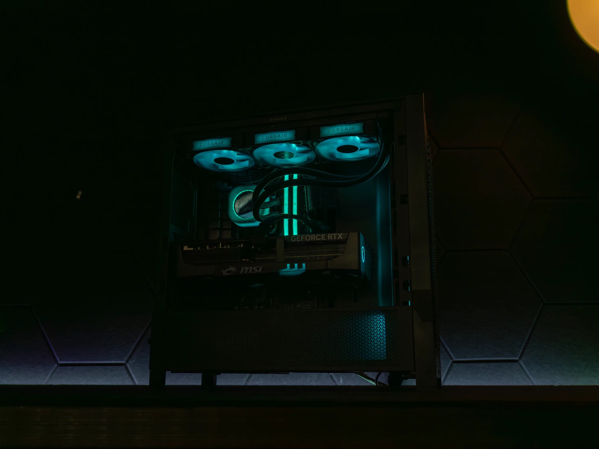 🌎 Aquaterra 🌎 RTX 5090 / AMD R7 9800X3D / 2TB NVME / 32GB DDR5 RAM / 360 AIO / Windows 11 Pro