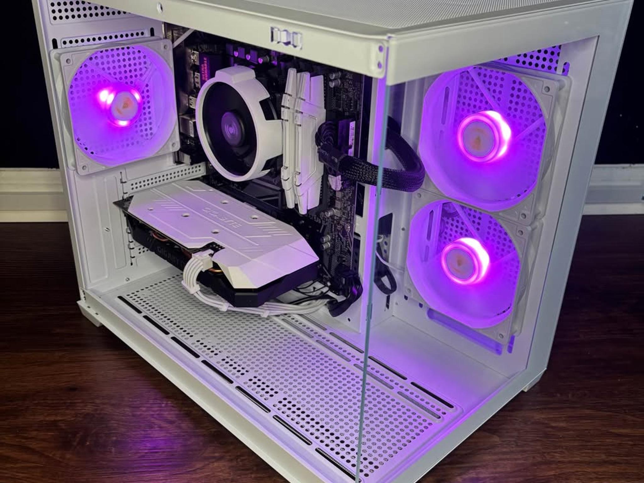 White Gaming PC (RTX 2060 6GB + AMD Ryzen 5 3600)