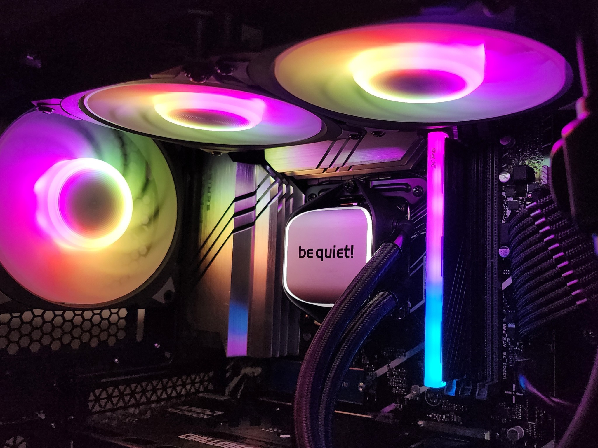 Gaming PC i5-14400F 16GB RAM 1TB SSD RX 9060 XT 16GB Windows 11 Computer