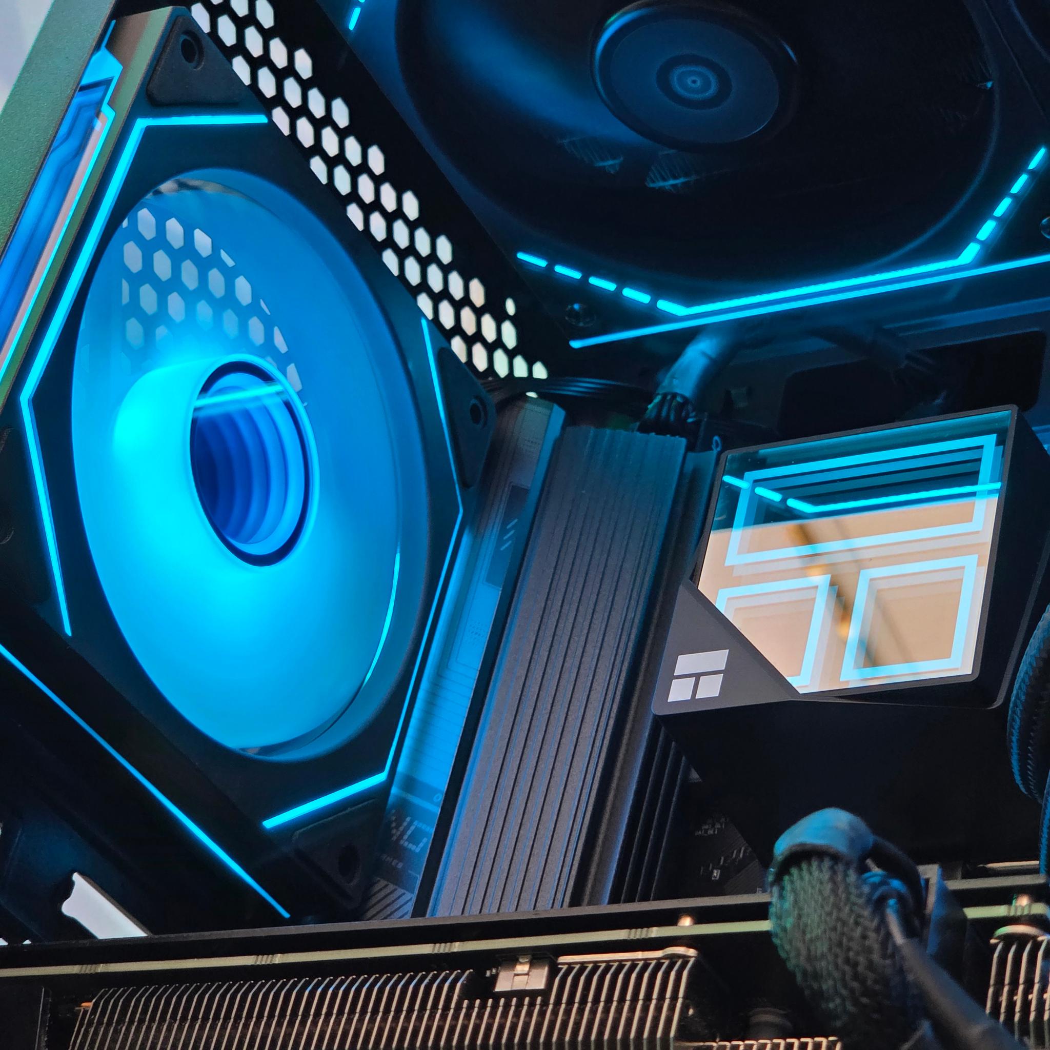 RTX 3060 12GB | Ryzen 5 5500 | 16GB RAM | Fortnite 180+ FPS