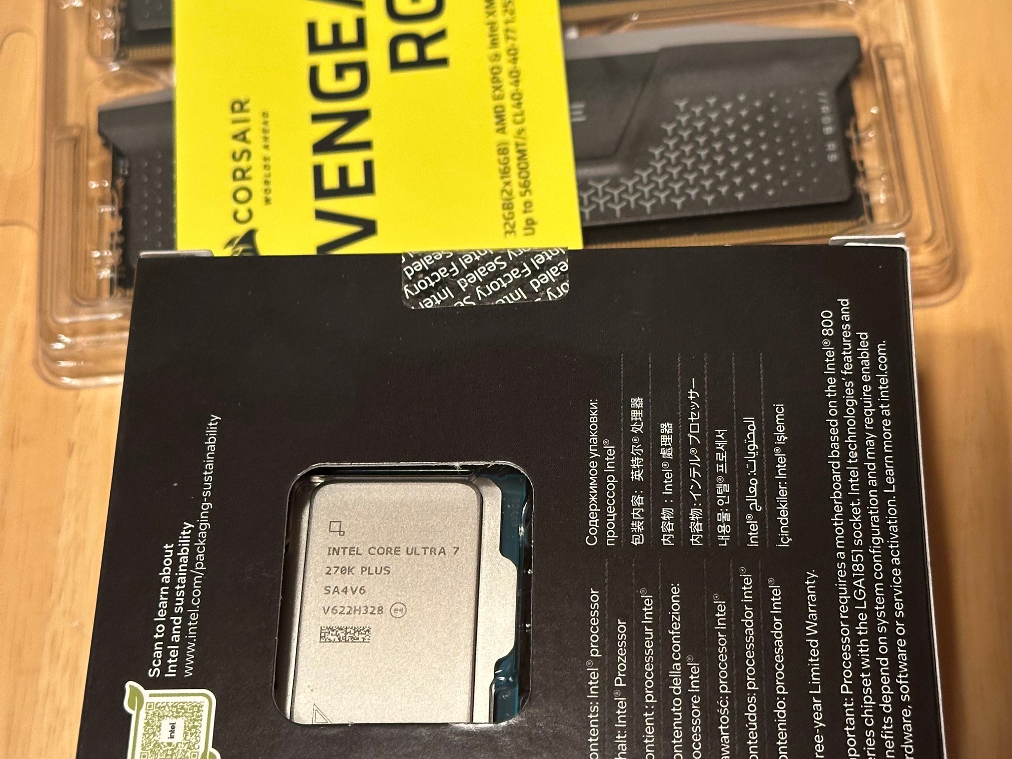 BNIB Intel Core 7 Ultra 270K Plus/Asus Strix Z890-E Gaming Wifi/Corsair Vengeance 32 GB 5600Mhz C40