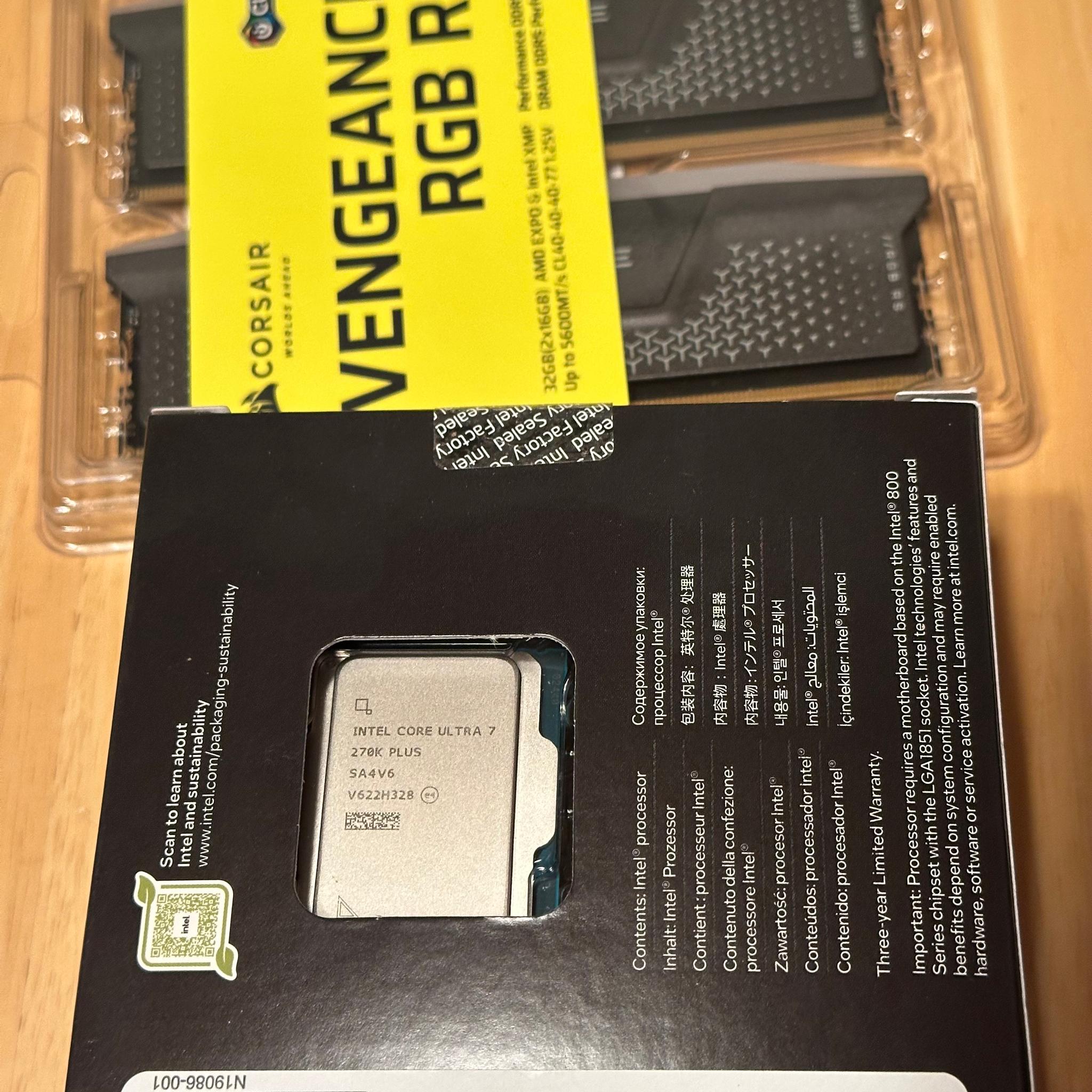 BNIB Intel Core 7 Ultra 270K Plus/Asus Strix Z890-E Gaming Wifi/Corsair Vengeance 32 GB 5600Mhz C40