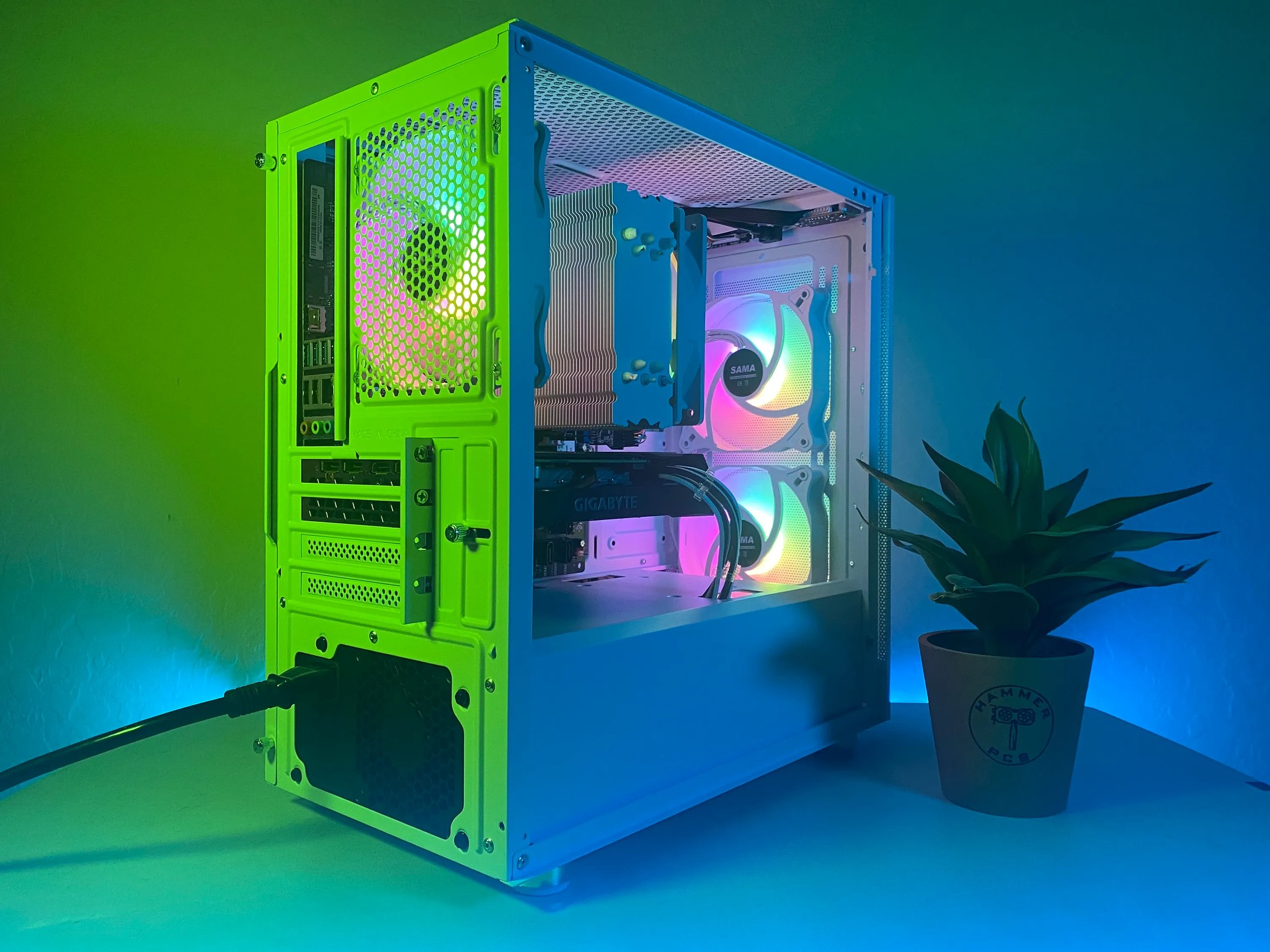 💎 Custom Built White RGB Gaming PC 💎| Windows 11 | Fortnite, GTA, Rainbow 6, and more!