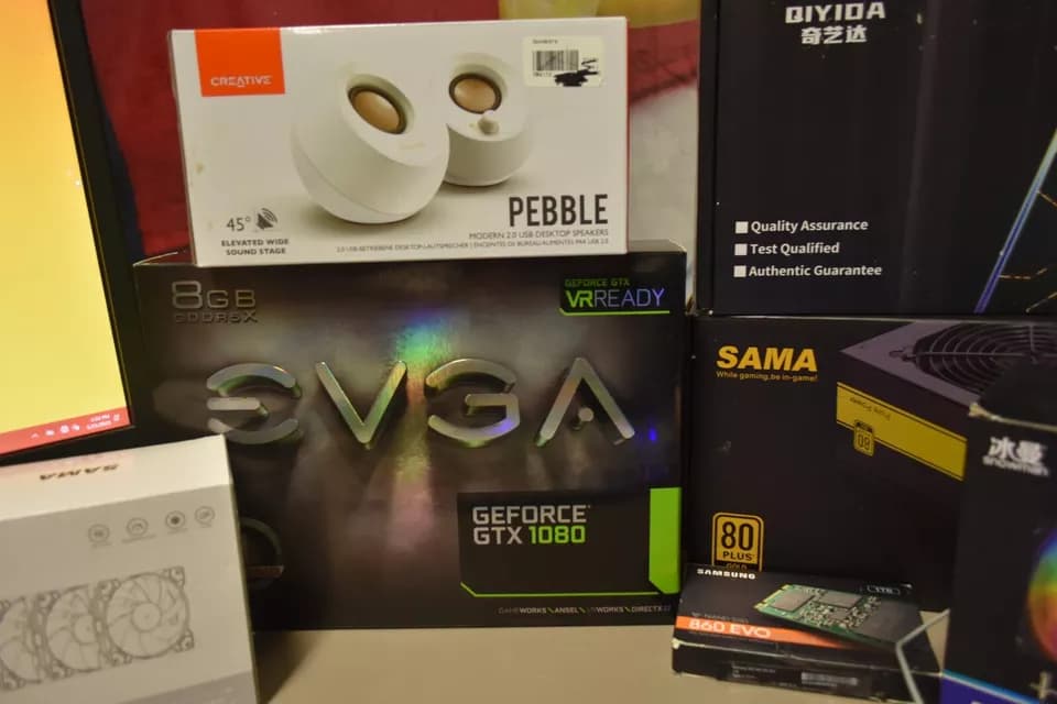Gaming PC Intel Xeon 2680V4 32GB of Ram GPU GTX1080 Samsung 500GB M .2 500 GBHHD