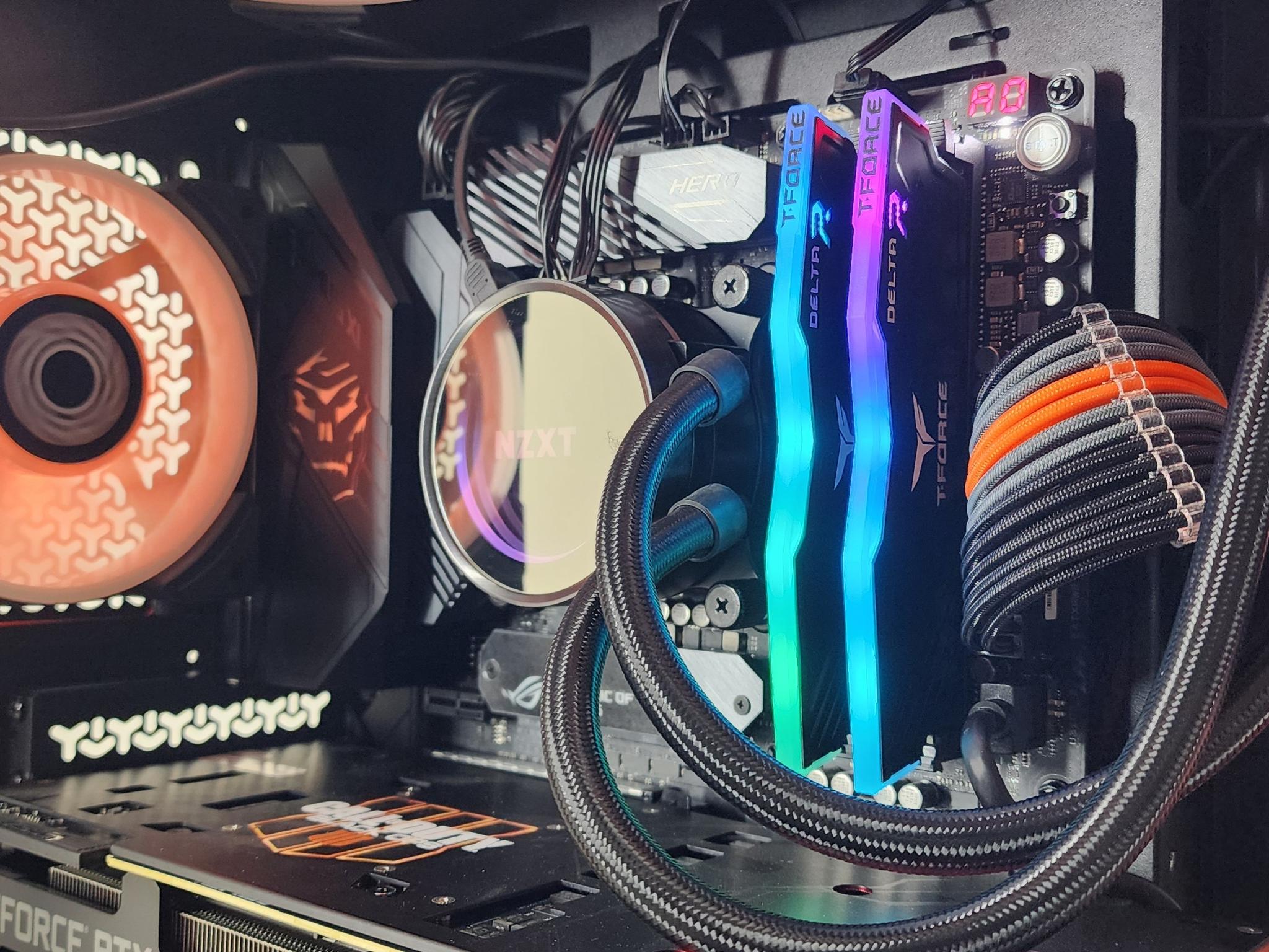 Gaming PC i7-8086K 16GB RAM 1TB SSD RTX 2080 Ti 11GB Windows 11 Computer