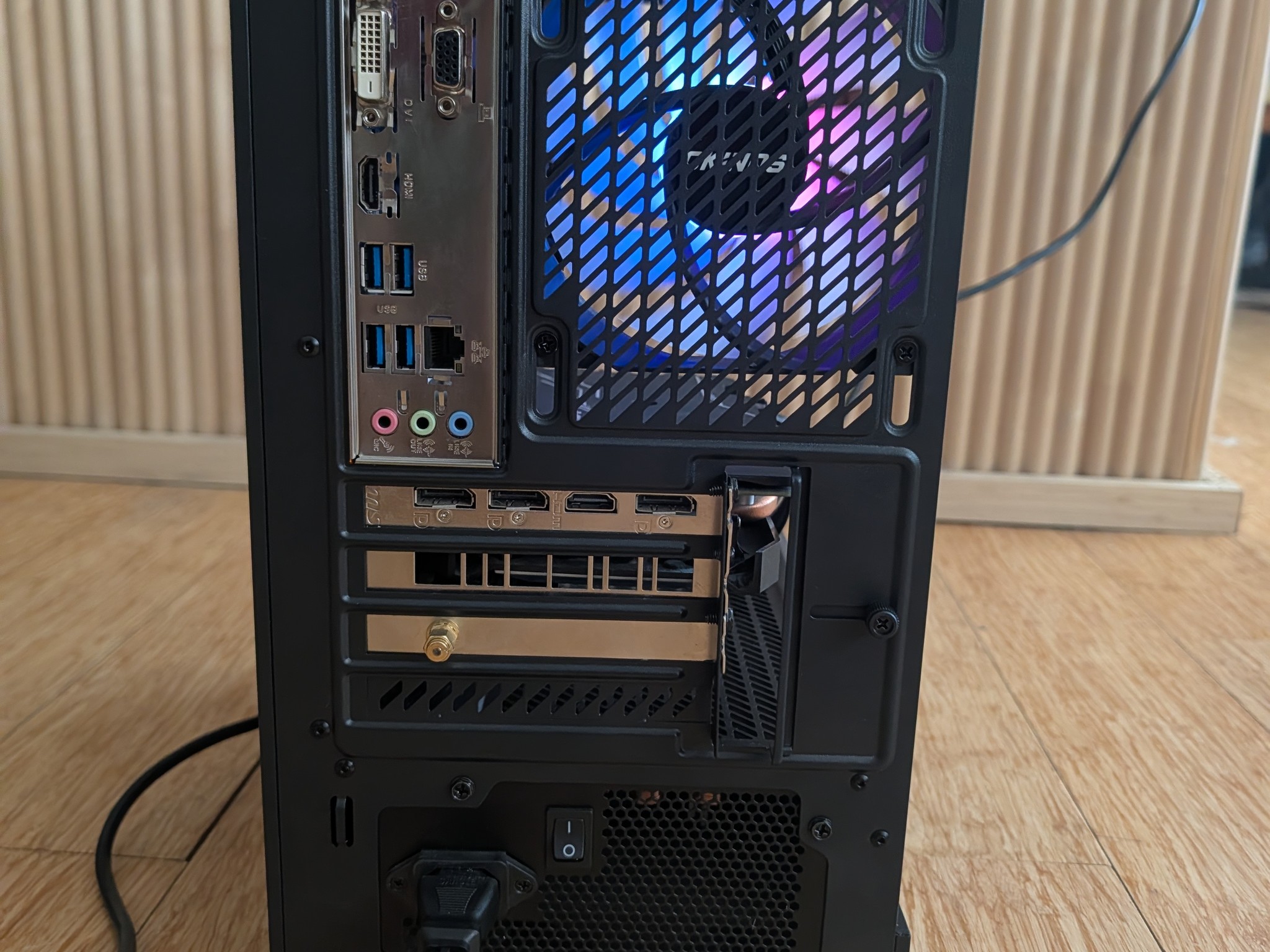 Custom gaming PC | GTX 1660 | I5 9400F | 16GB | 512GB |