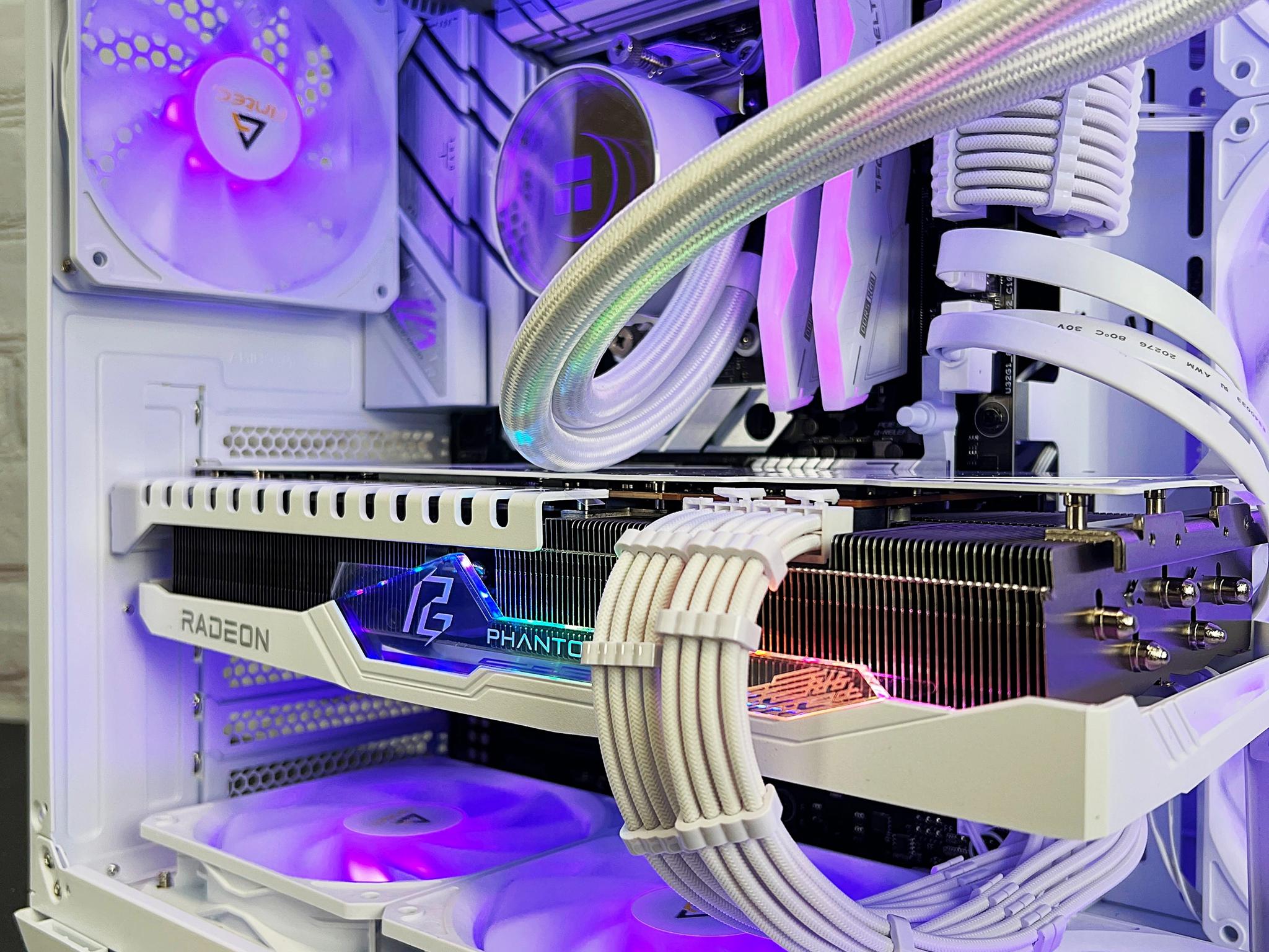 👻 Phantom 👻 RX 7900 XT Ryzen 7 7700X 32GB DDR5 4TB M.2 Win 11Pro Gaming PC 🤯