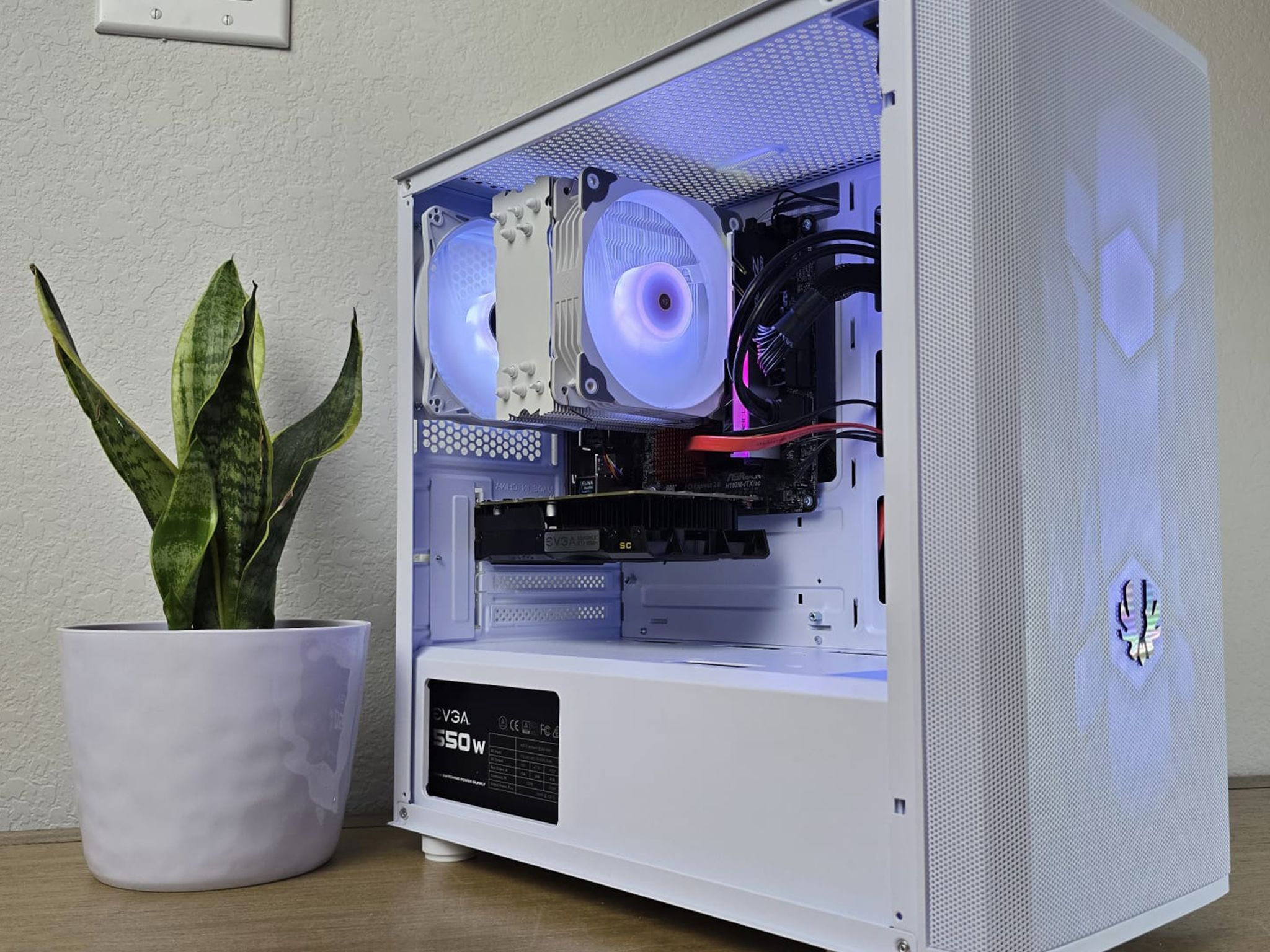 GTX 1050Ti | i5 6600k | 16GB DDR4 RAM | 1TB SSD | 1TB HDD | 4 RGB Fans | White RGB Gaming PC