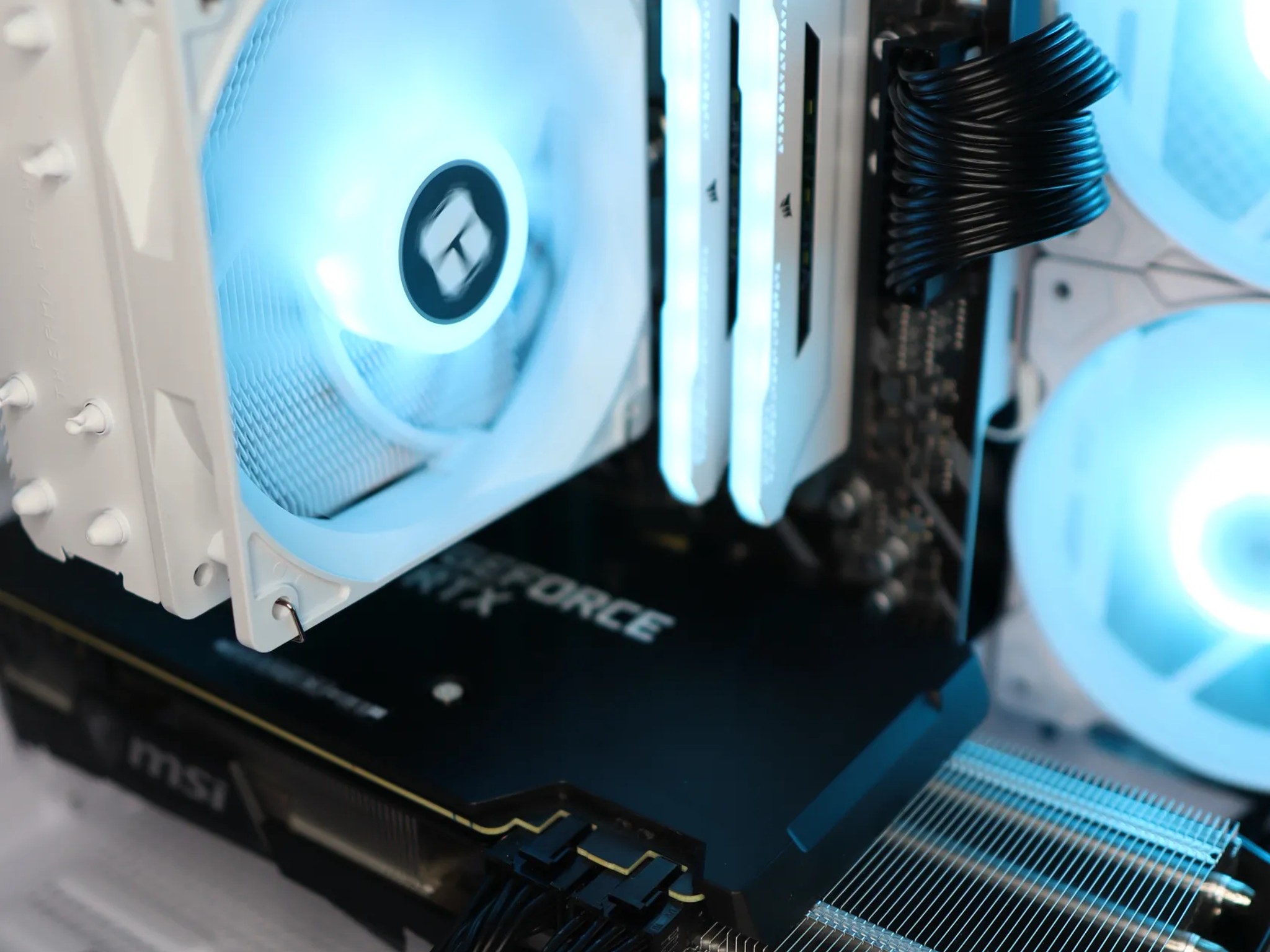 1080p/1440p Gaming PC | RTX 3070 | RYZEN 7 3700X | 32GB RAM | WIFI |