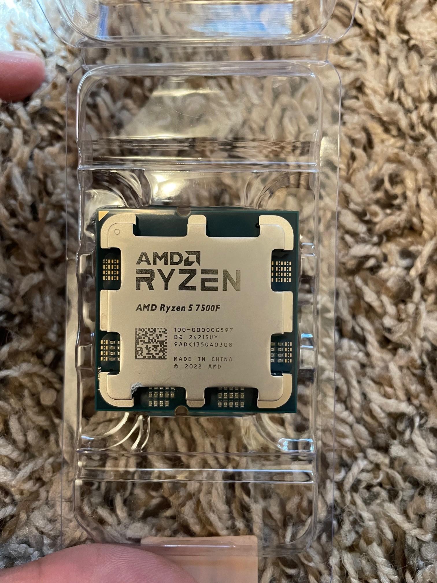 Virtually New Ryzen 5 7500F with Virtually New Thermalright Assassin Spirit 120 EVO (White)