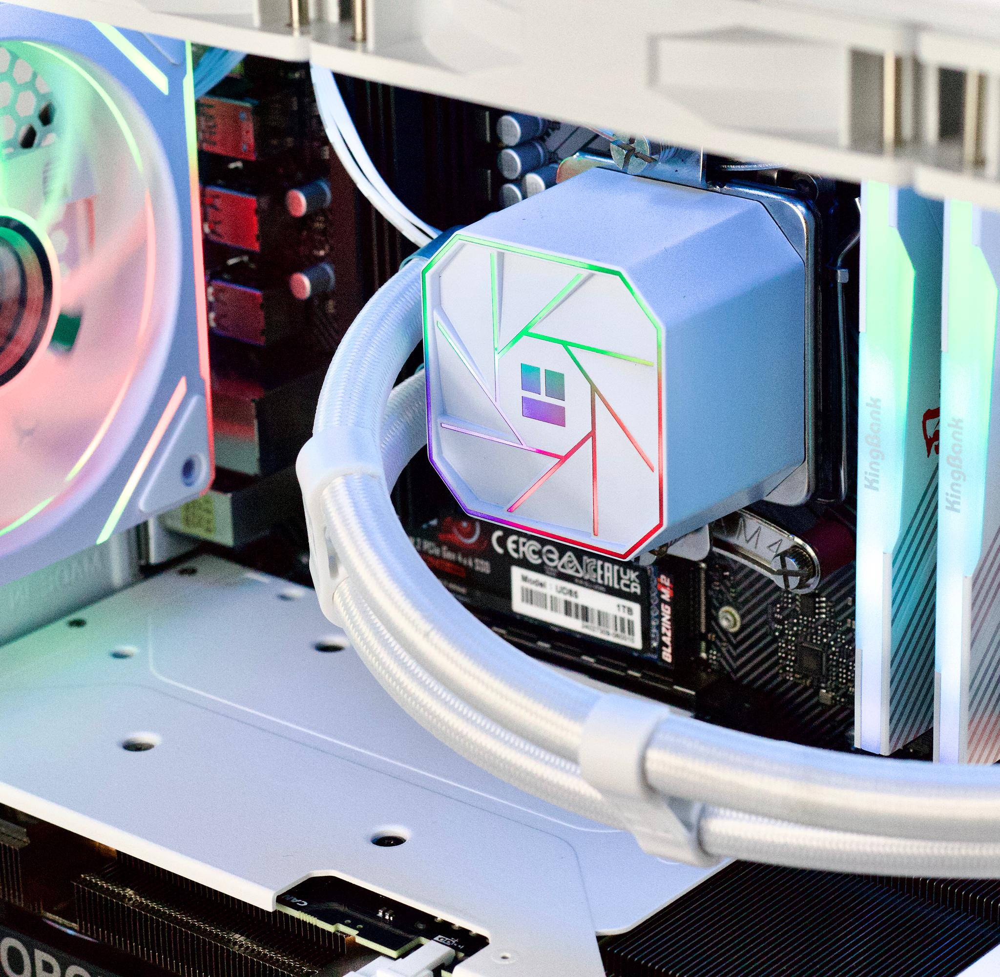 🐻‍❄️🌨️☃️ Gaming PC - RTX 4070 ❄️ Ryzen 5 7500F ❄️ 32GB DDR5 ❄️ 1TB NVMe SSD