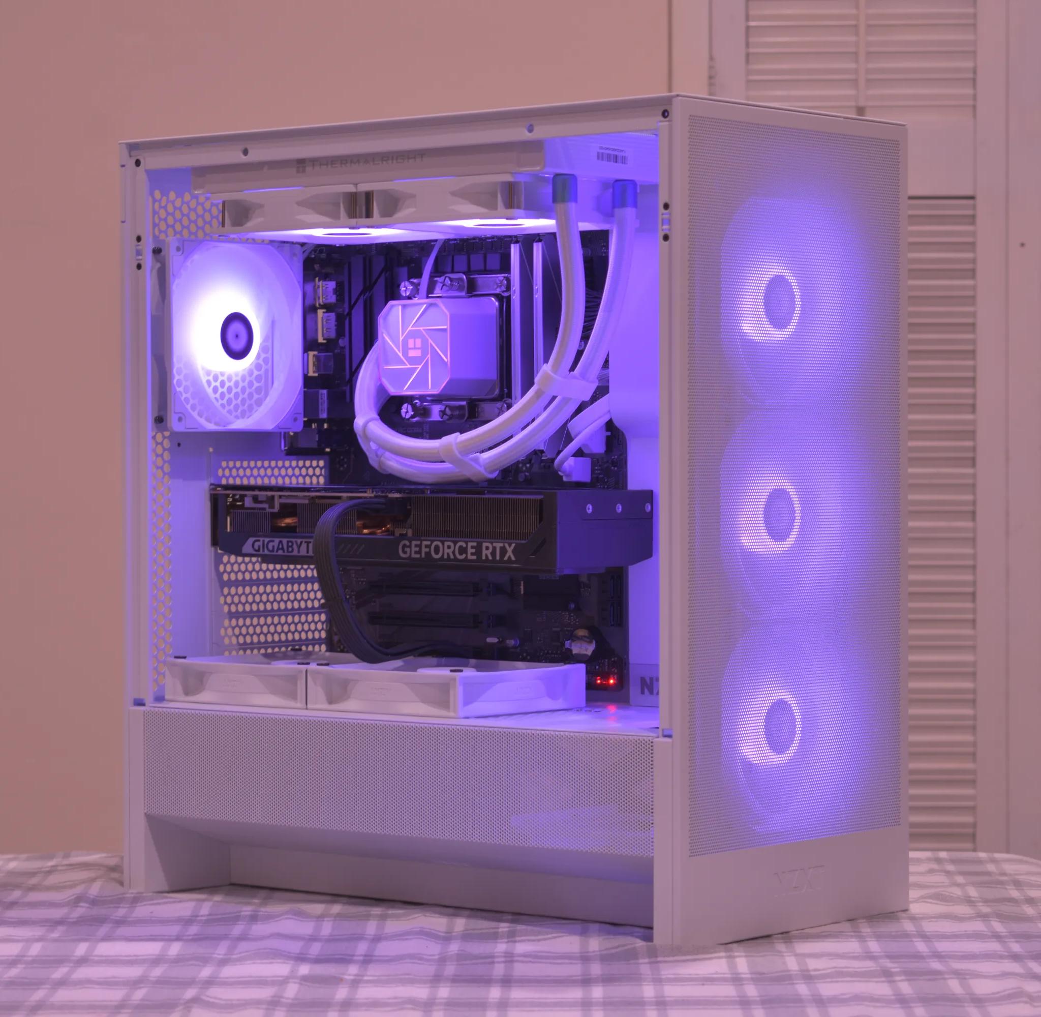 🚀Performance Gamer🚀 Intel i5 14600K | RTX 5070 12GB | 32GB DDR4 | 2TB nVME SSD | White | RGB+Wifi